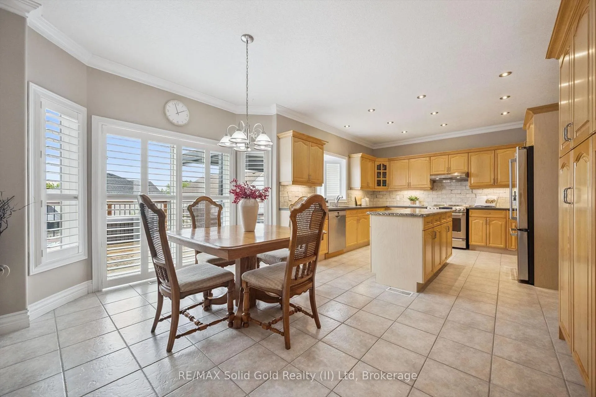 Photo 11 of 542 Rush Meadow Crescent, Kitchener — HOMEH