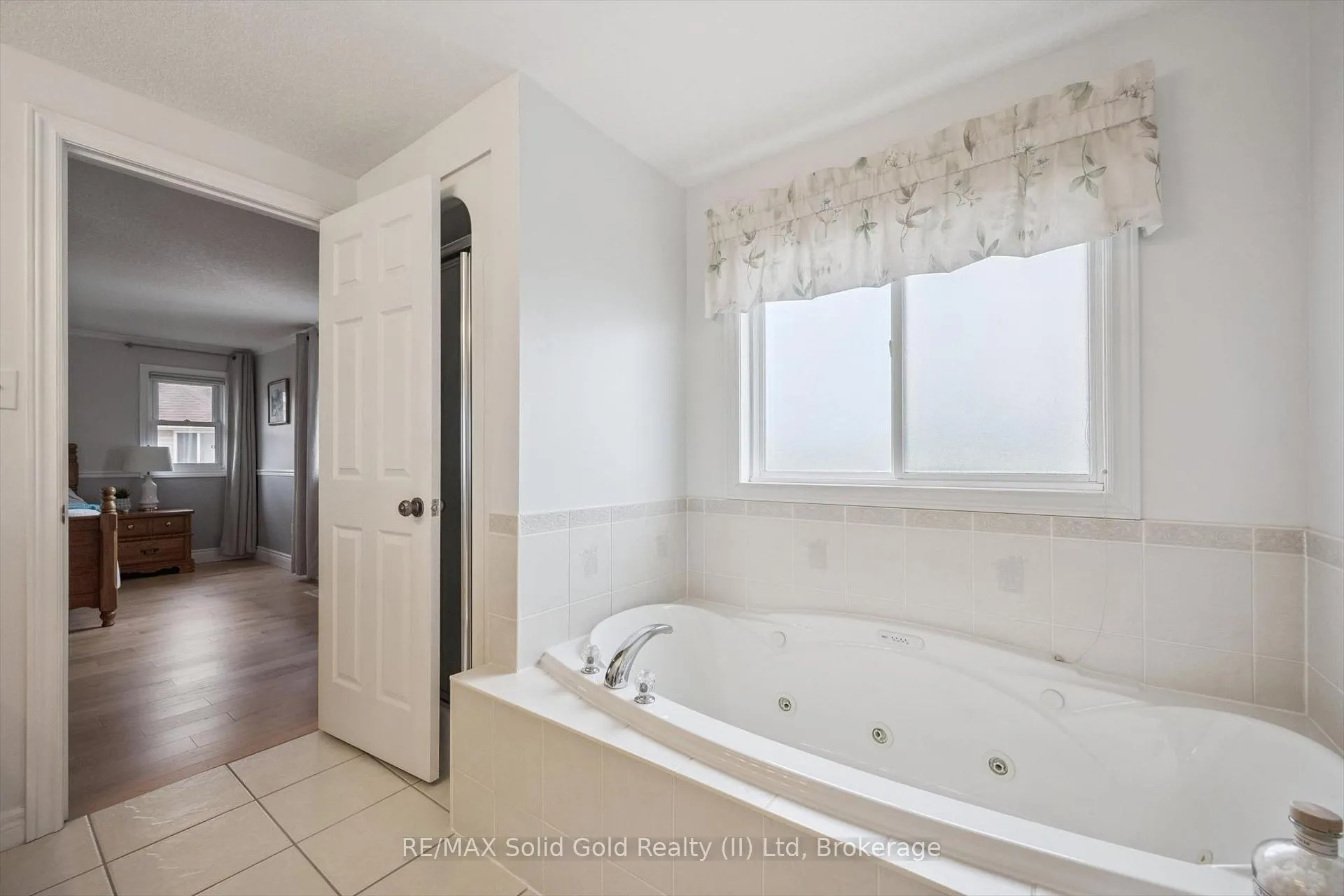 Photo 23 of 542 Rush Meadow Crescent, Kitchener — HOMEH