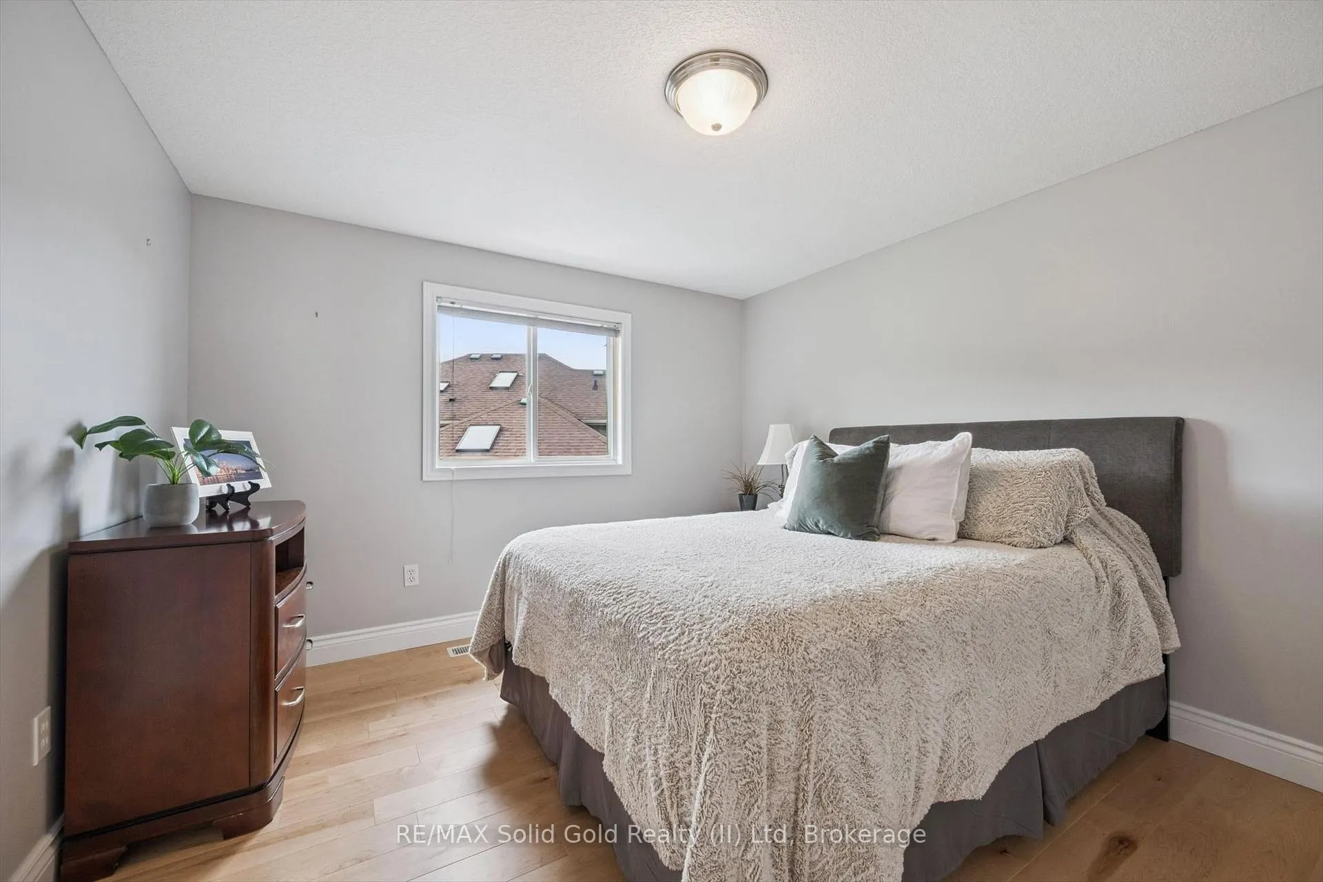 Photo 25 of 542 Rush Meadow Crescent, Kitchener — HOMEH