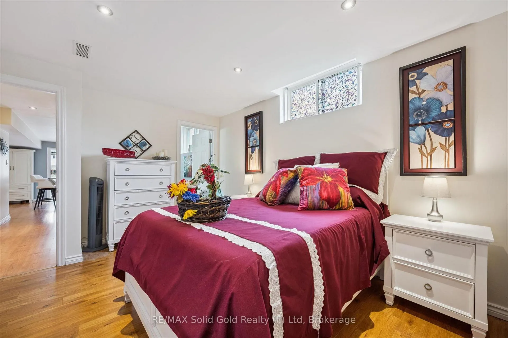 Photo 37 of 542 Rush Meadow Crescent, Kitchener — HOMEH