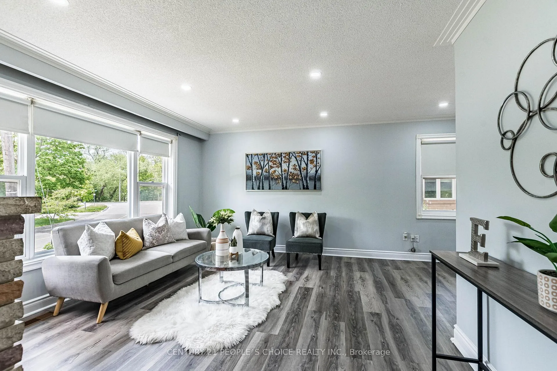 Photo 8 of 39 Meadowland Drive, Brampton, Brampton East — HOMEH