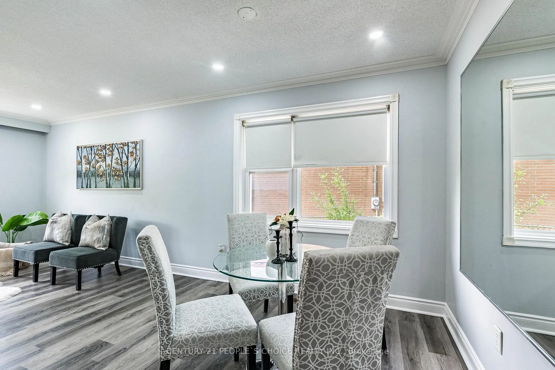 Photo 15 of 39 Meadowland Drive, Brampton, Brampton East — HOMEH