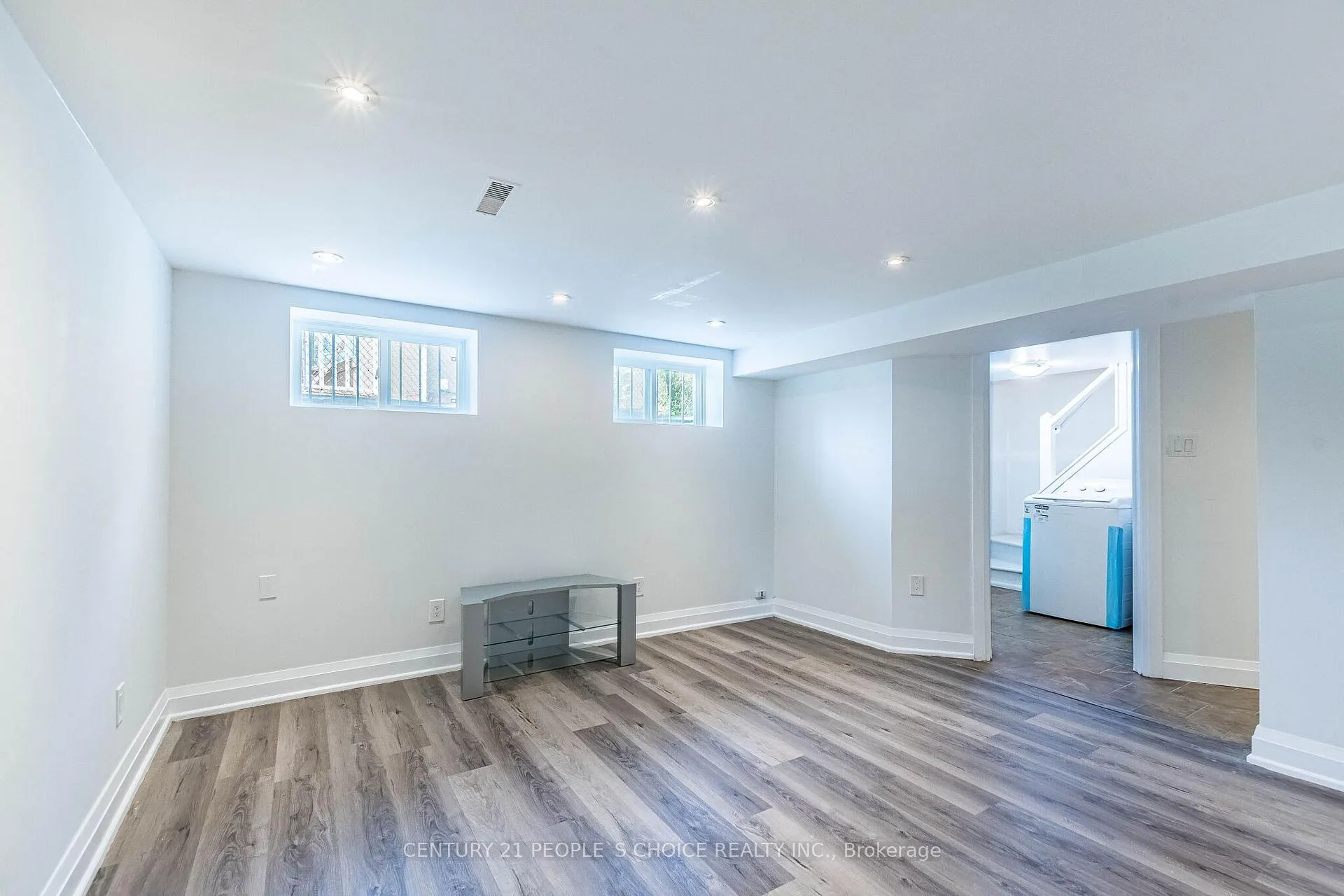 Photo 36 of 39 Meadowland Drive, Brampton, Brampton East — HOMEH