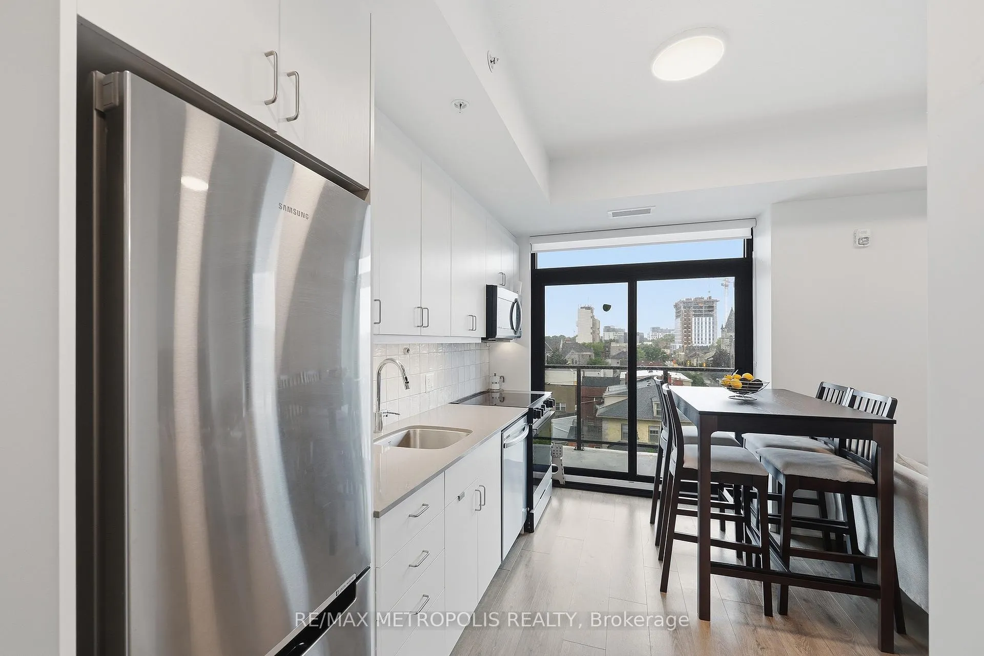 Photo 7 of Unit 709, 223 Princess Street, Kingston, East of Sir John A. Blvd — HOMEH