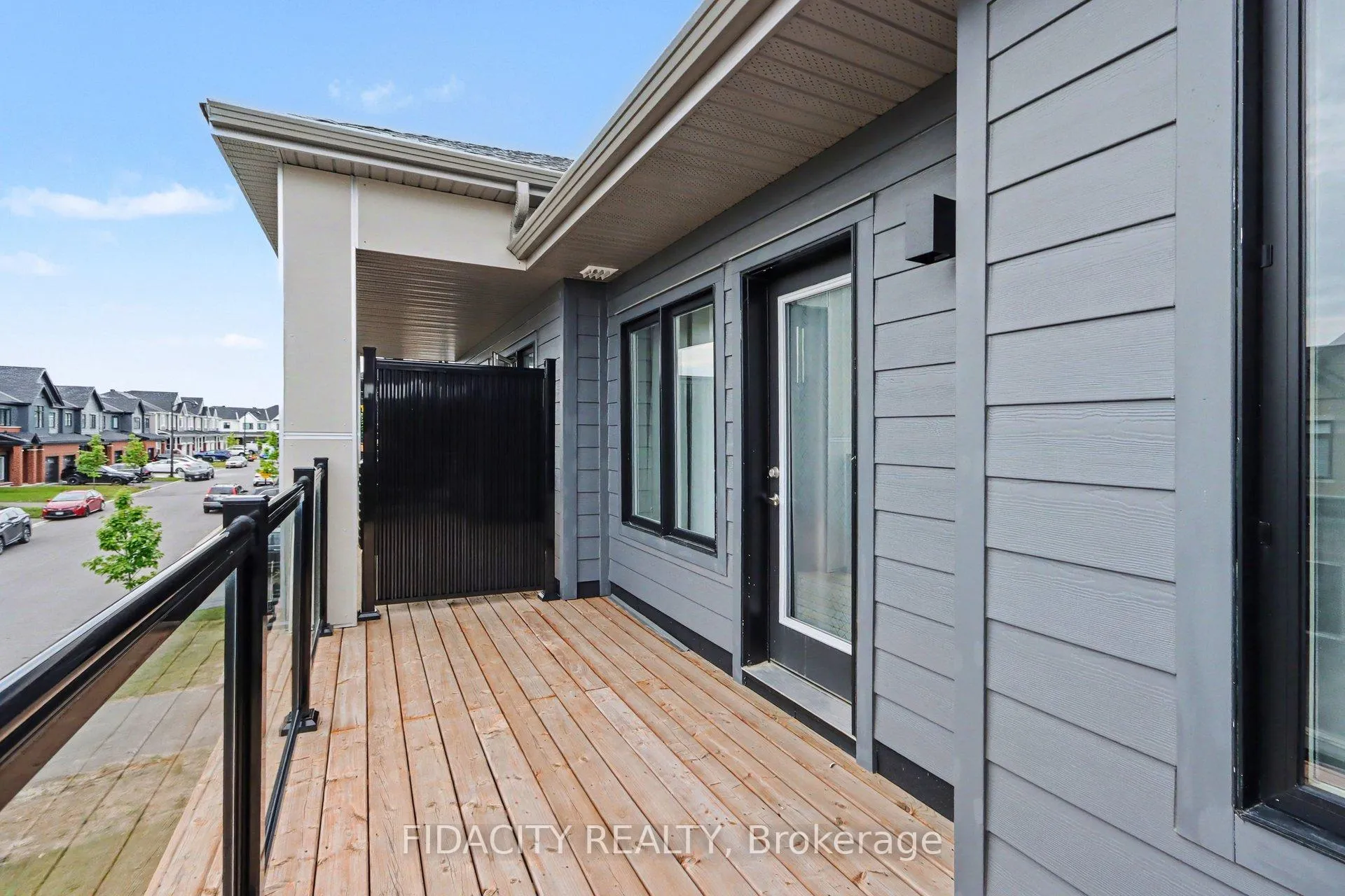Photo 5 of 205 Beebalm Crescent, Ottawa, Barrhaven - Half Moon Bay — HOMEH