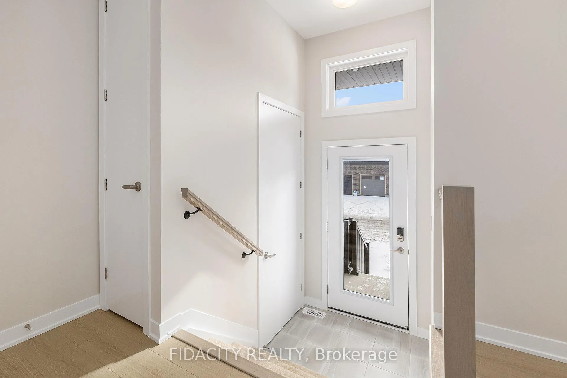 Photo 7 of 205 Beebalm Crescent, Ottawa, Barrhaven - Half Moon Bay — HOMEH