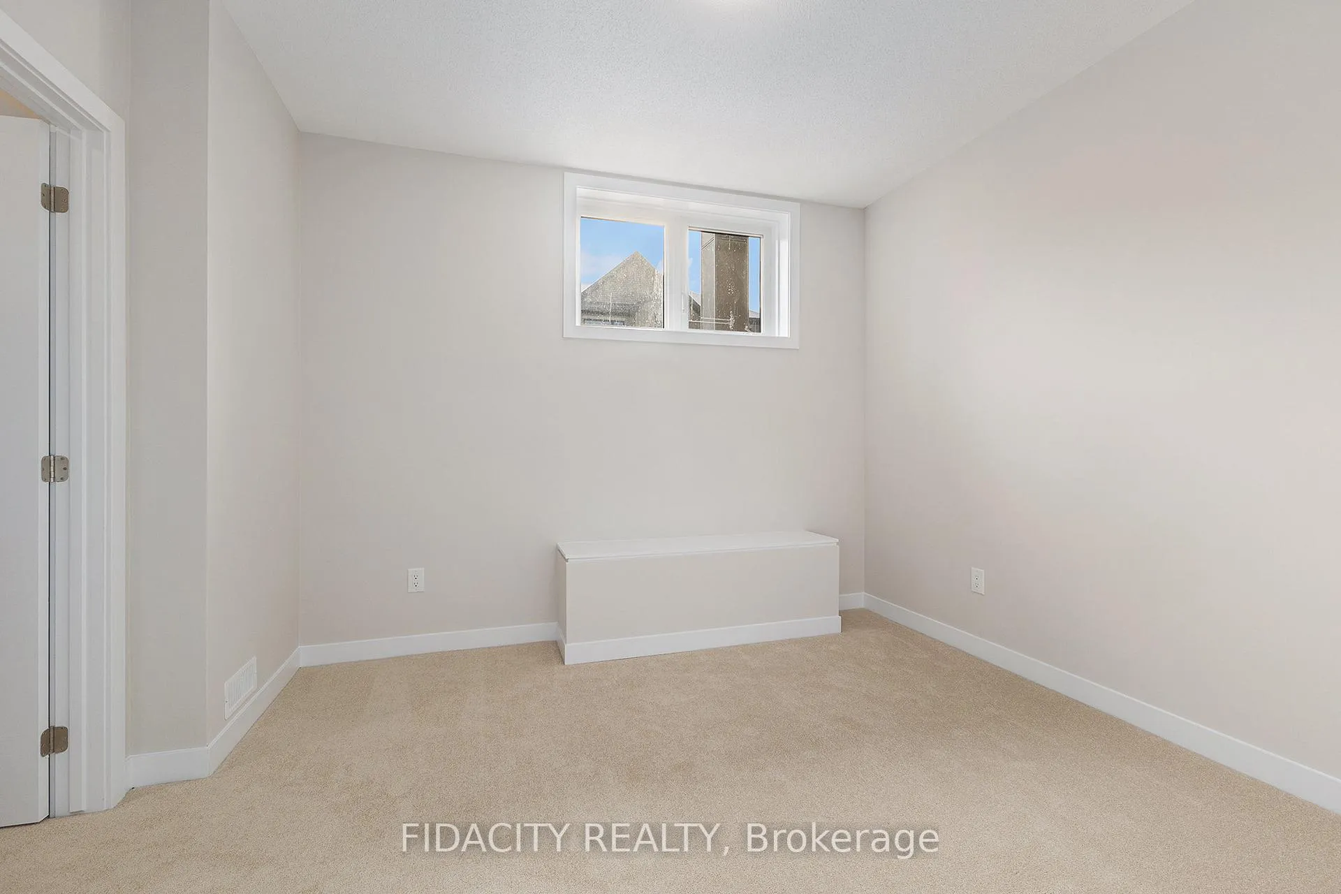 Photo 19 of 205 Beebalm Crescent, Ottawa, Barrhaven - Half Moon Bay — HOMEH