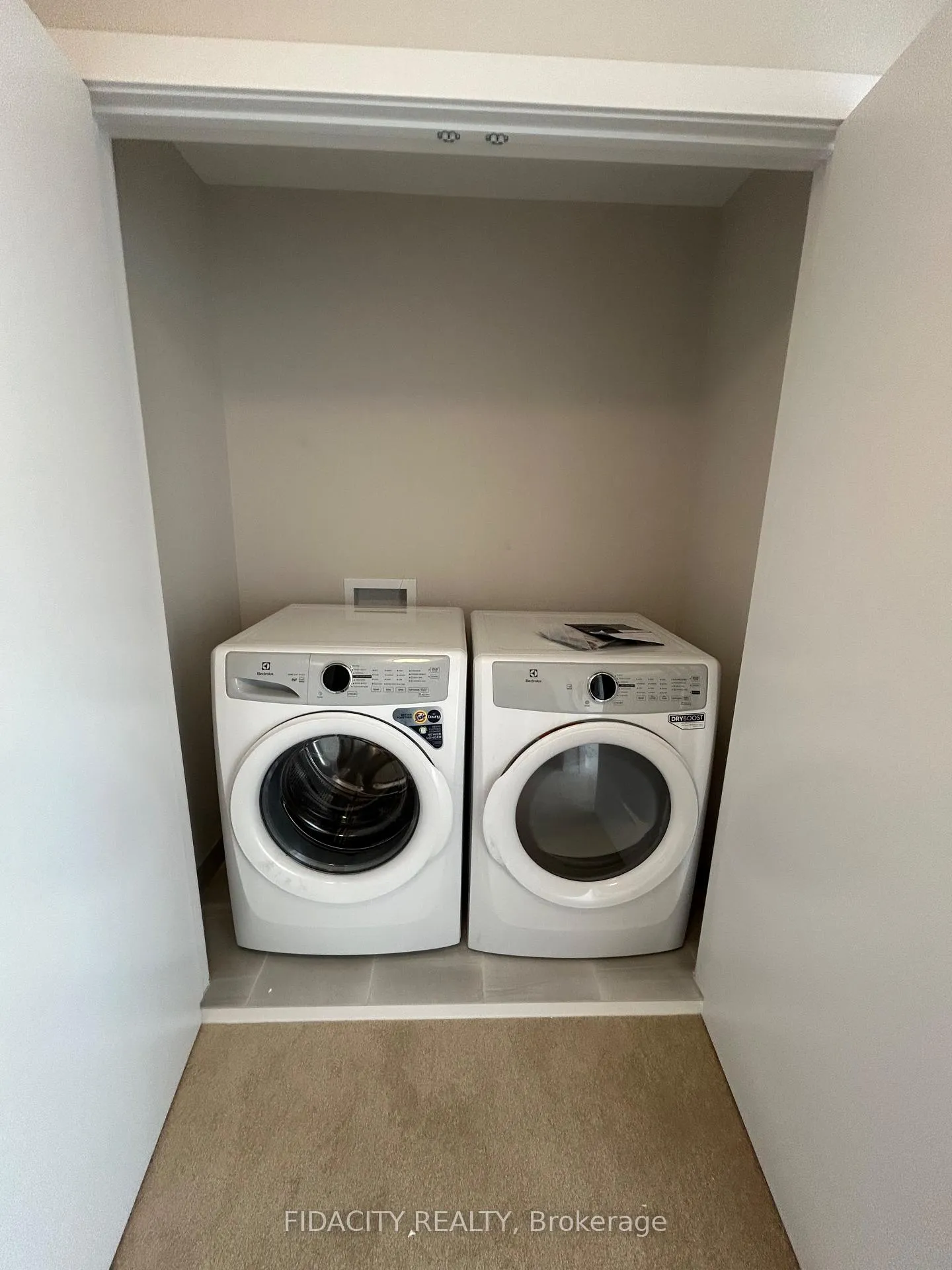 Photo 22 of 205 Beebalm Crescent, Ottawa, Barrhaven - Half Moon Bay — HOMEH