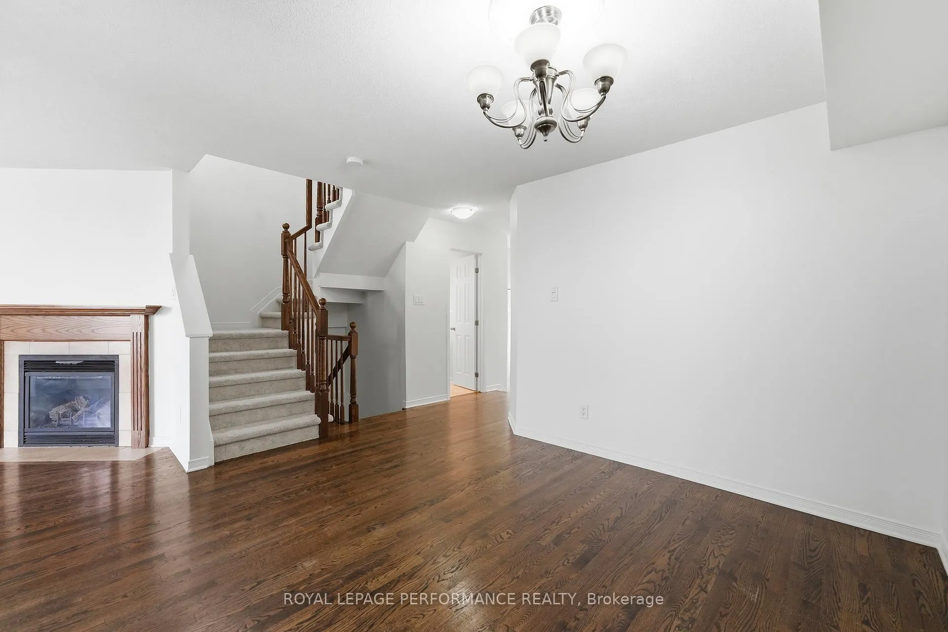 Photo 6 of 277 Rolling Meadow Crescent, Ottawa, Mer Bleue/Bradley Estates/Anderson Park — HOMEH