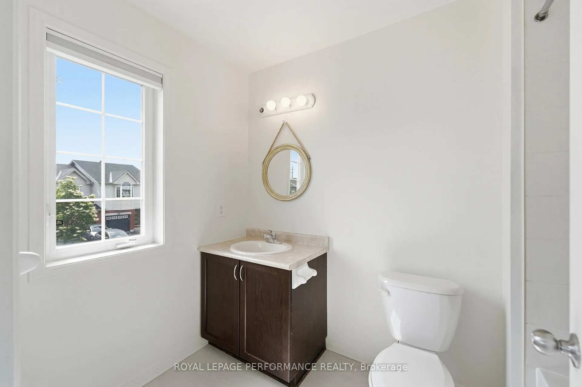 Photo 19 of 277 Rolling Meadow Crescent, Ottawa, Mer Bleue/Bradley Estates/Anderson Park — HOMEH