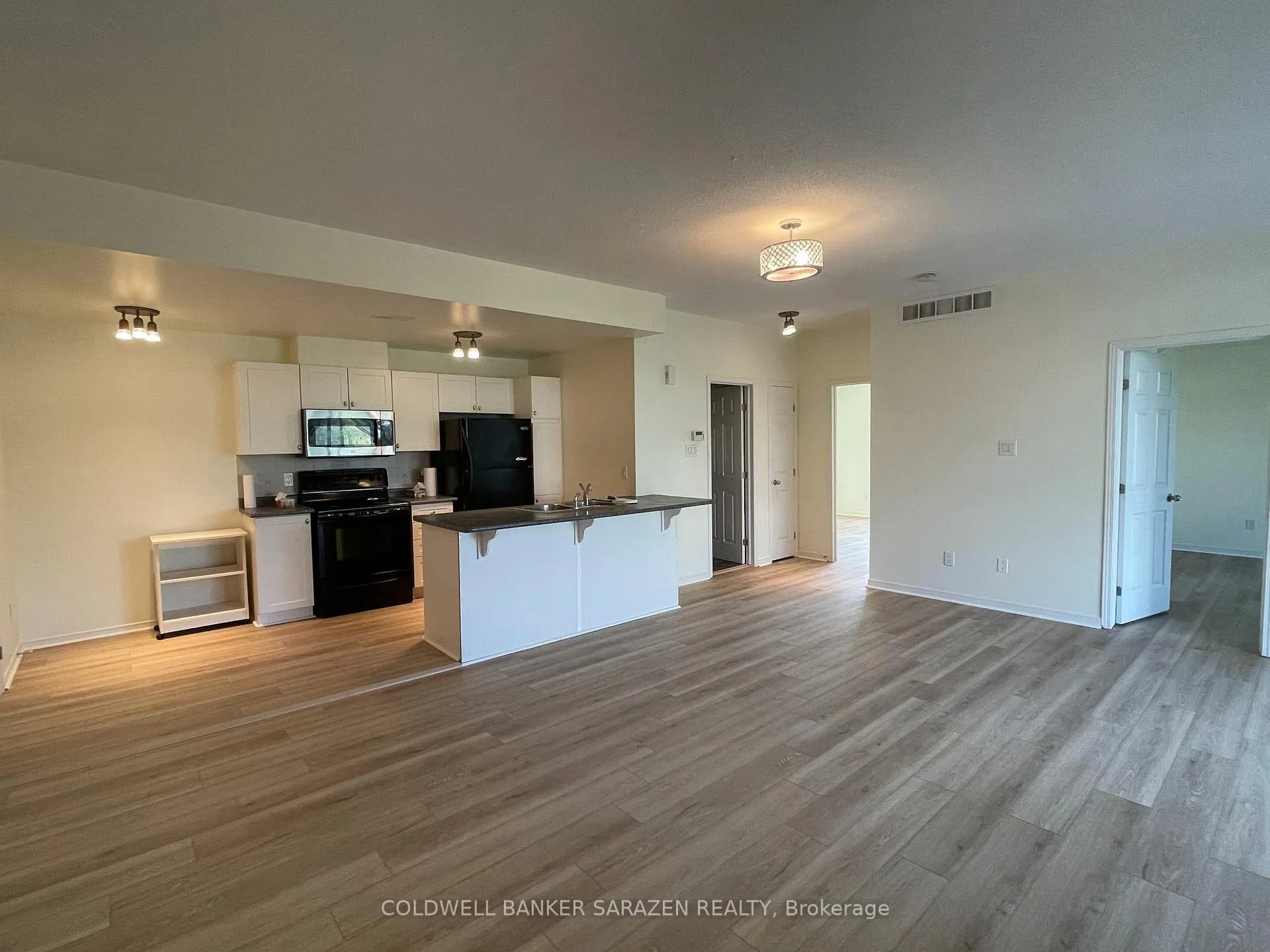 Photo 2 of Unit K, 105 Artesa Private, Ottawa, Kanata - Emerald Meadows/Trailwest — HOMEH