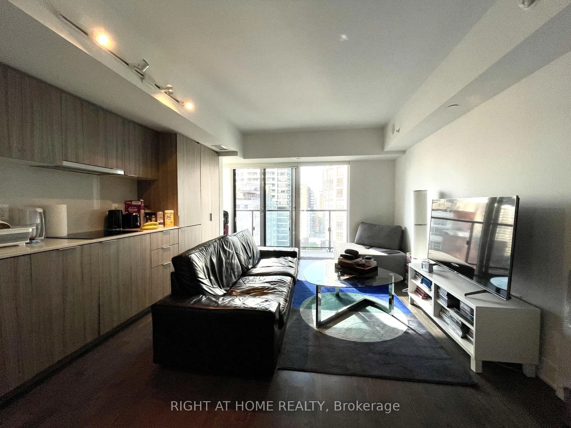 Photo 17 of Unit 1616, 955 Bay Street, Toronto, Bay Street Corridor — HOMEH