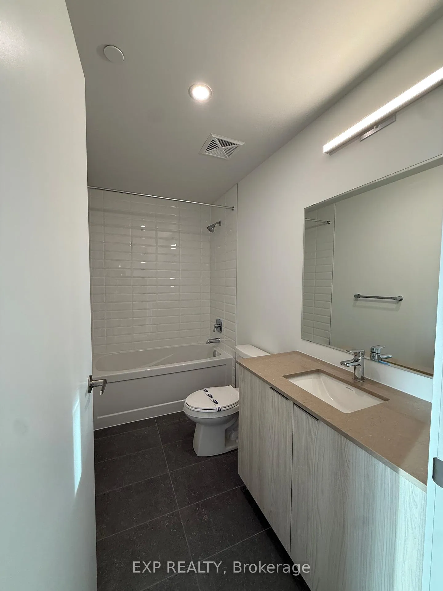 Photo 9 of Unit 204, 740 Whitlock Avenue, Milton, Cobban — HOMEH