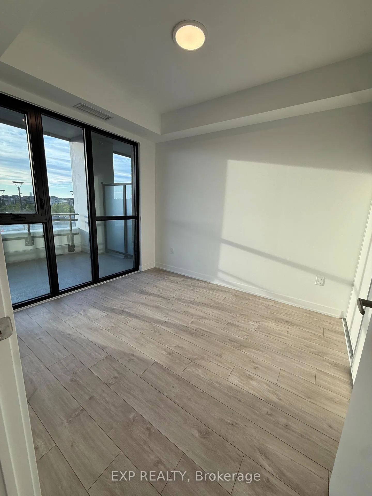 Photo 11 of Unit 204, 740 Whitlock Avenue, Milton, Cobban — HOMEH