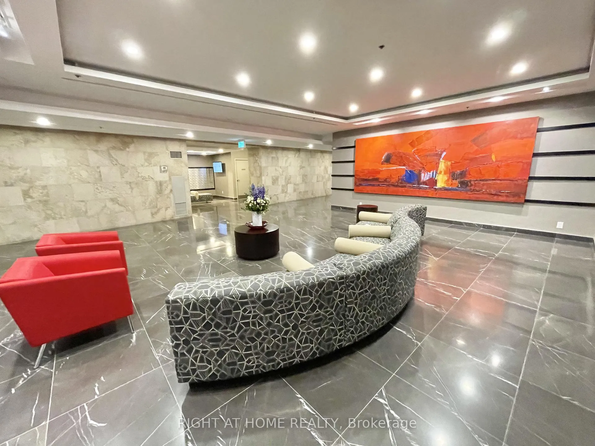 Photo 8 of Unit 2206, 8 Park Road, Toronto, The Annex — HOMEH