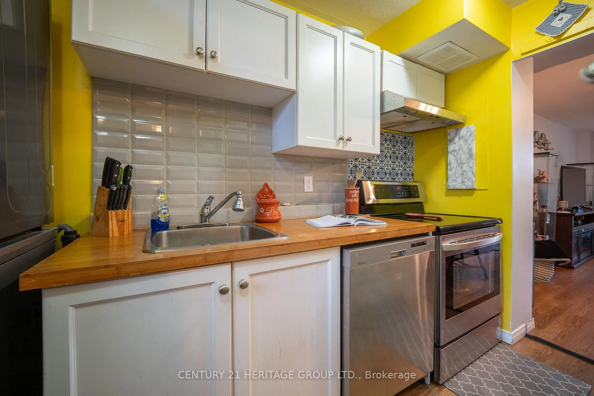 Photo 57 of Unit 231, 350 Quigley Road, Hamilton, Vincent — HOMEH
