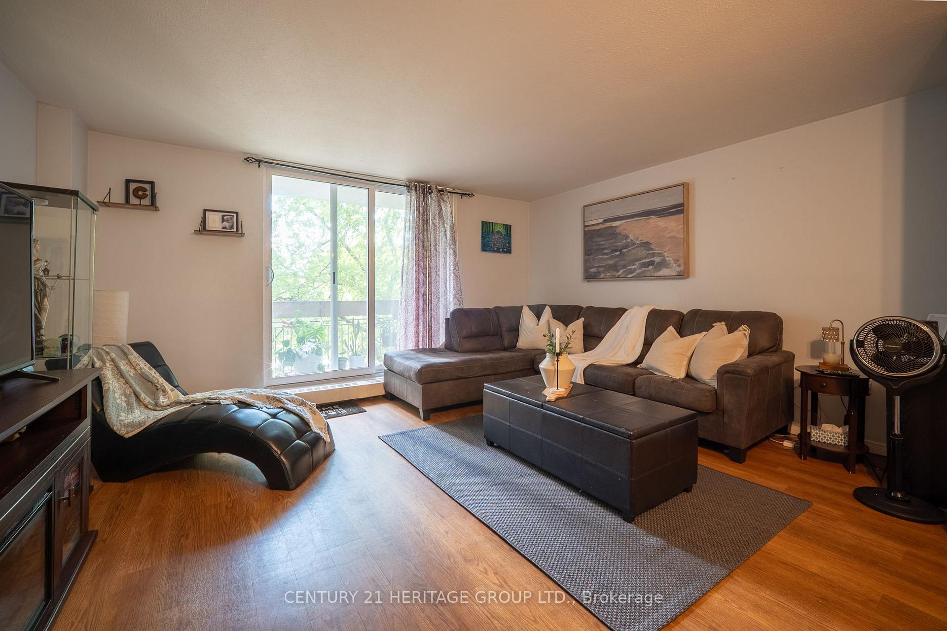 Photo 11 of Unit 231, 350 Quigley Road, Hamilton, Vincent — HOMEH