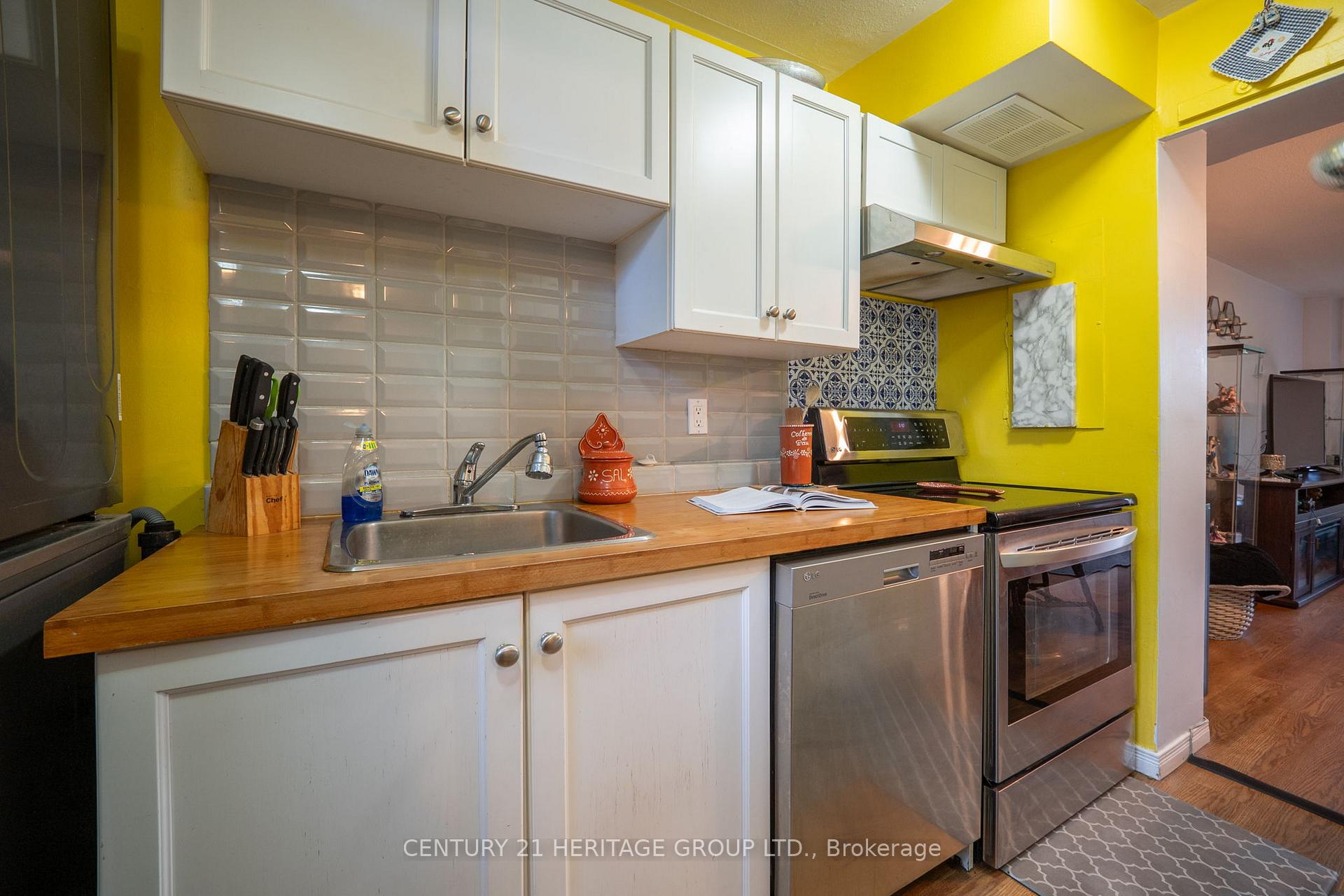 Photo 19 of Unit 231, 350 Quigley Road, Hamilton, Vincent — HOMEH
