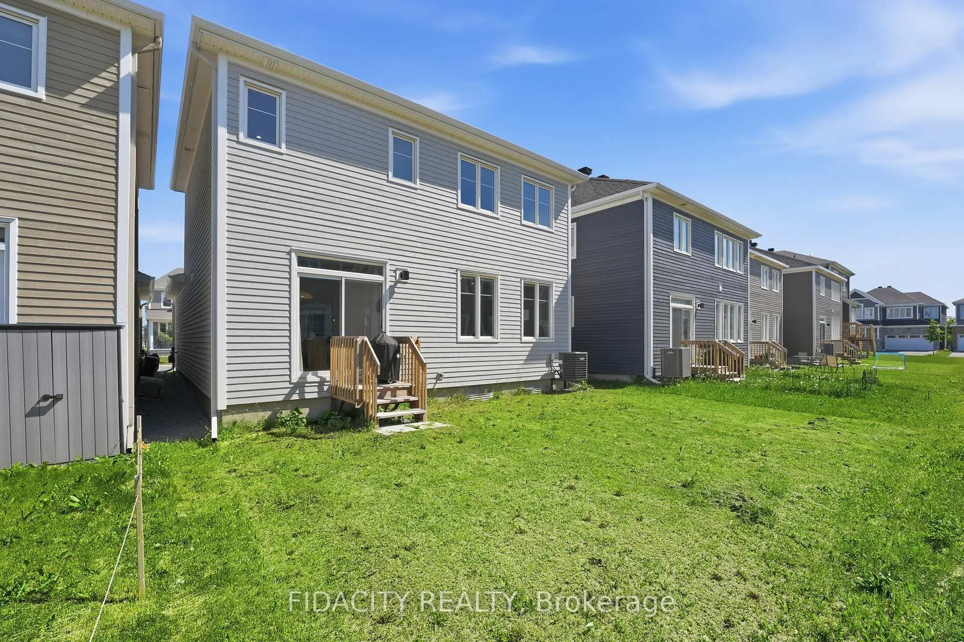 Photo 34 of 622 Terrier Circle, Ottawa, Goulbourn Twp From Franktown Rd/South To Rideau — HOMEH