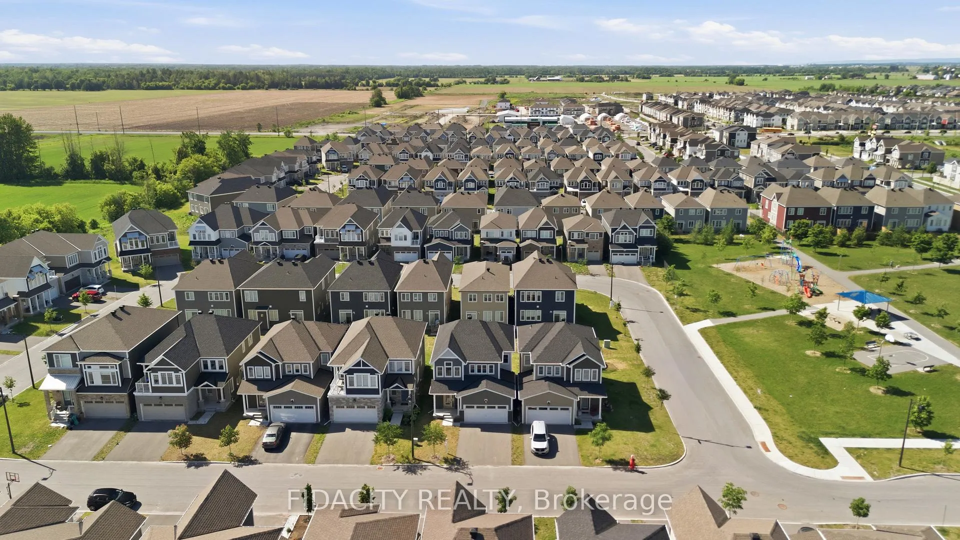 Photo 39 of 622 Terrier Circle, Ottawa, Goulbourn Twp From Franktown Rd/South To Rideau — HOMEH