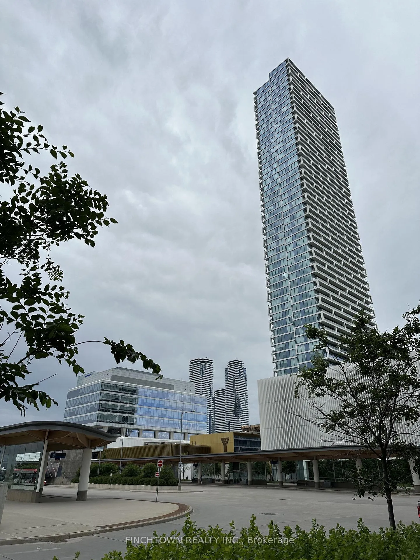 Photo 3 of Unit PH09, 5 Buttermill Avenue, Vaughan, Vaughan Corporate Centre — HOMEH