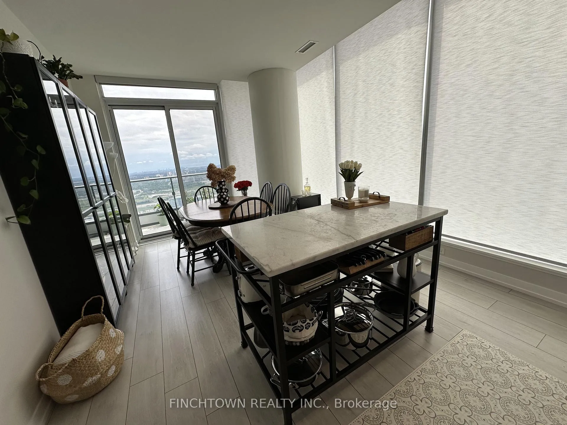 Photo 35 of Unit PH09, 5 Buttermill Avenue, Vaughan, Vaughan Corporate Centre — HOMEH