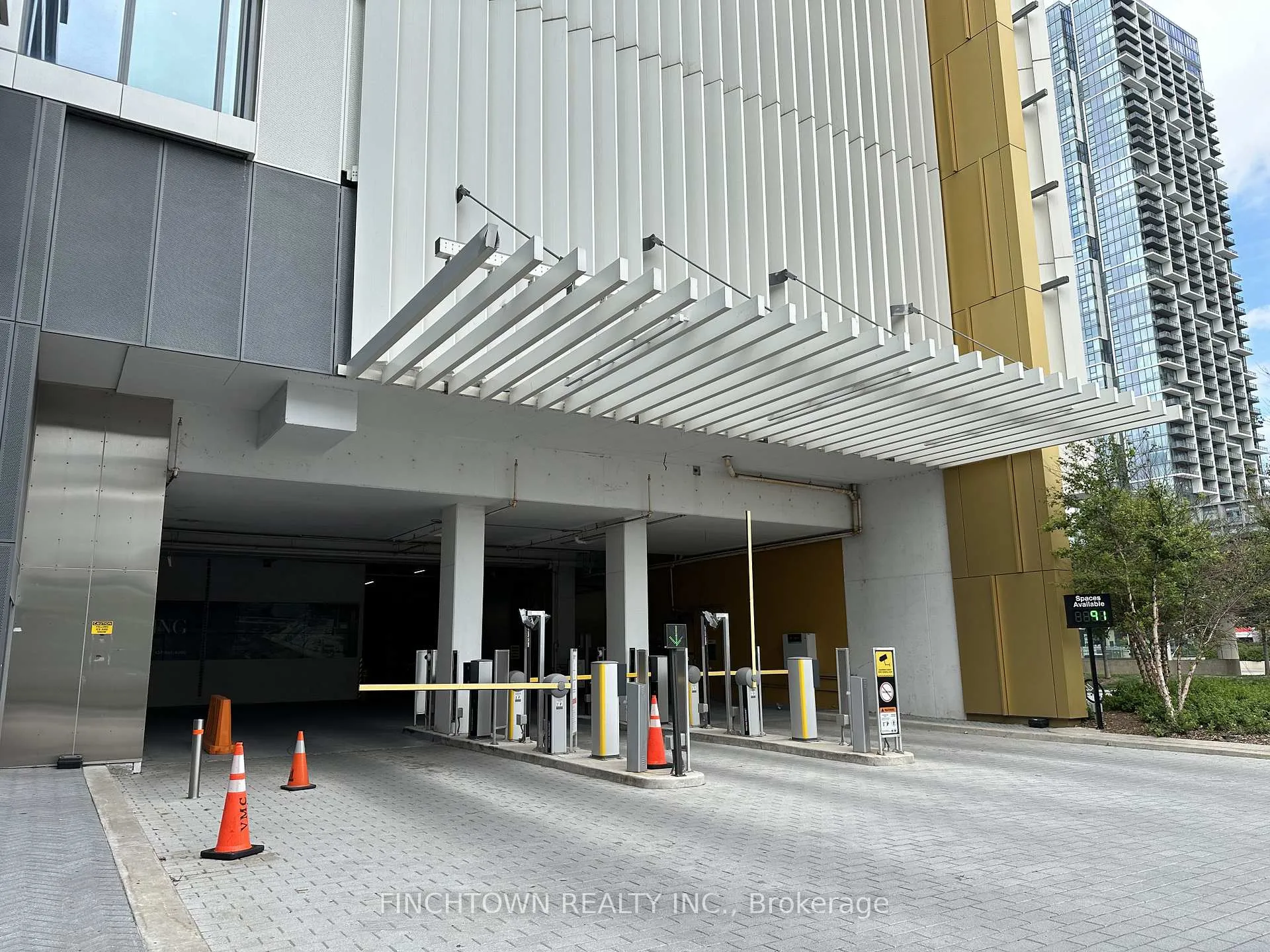 Photo 48 of Unit PH09, 5 Buttermill Avenue, Vaughan, Vaughan Corporate Centre — HOMEH