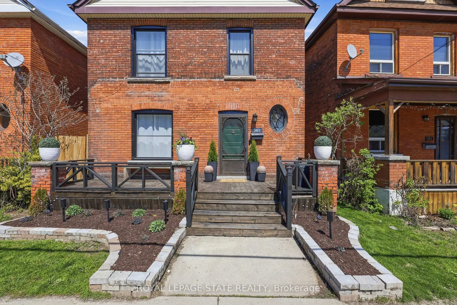 Photo 1 of 361 Cumberland Avenue, Hamilton, Blakeley — HOMEH