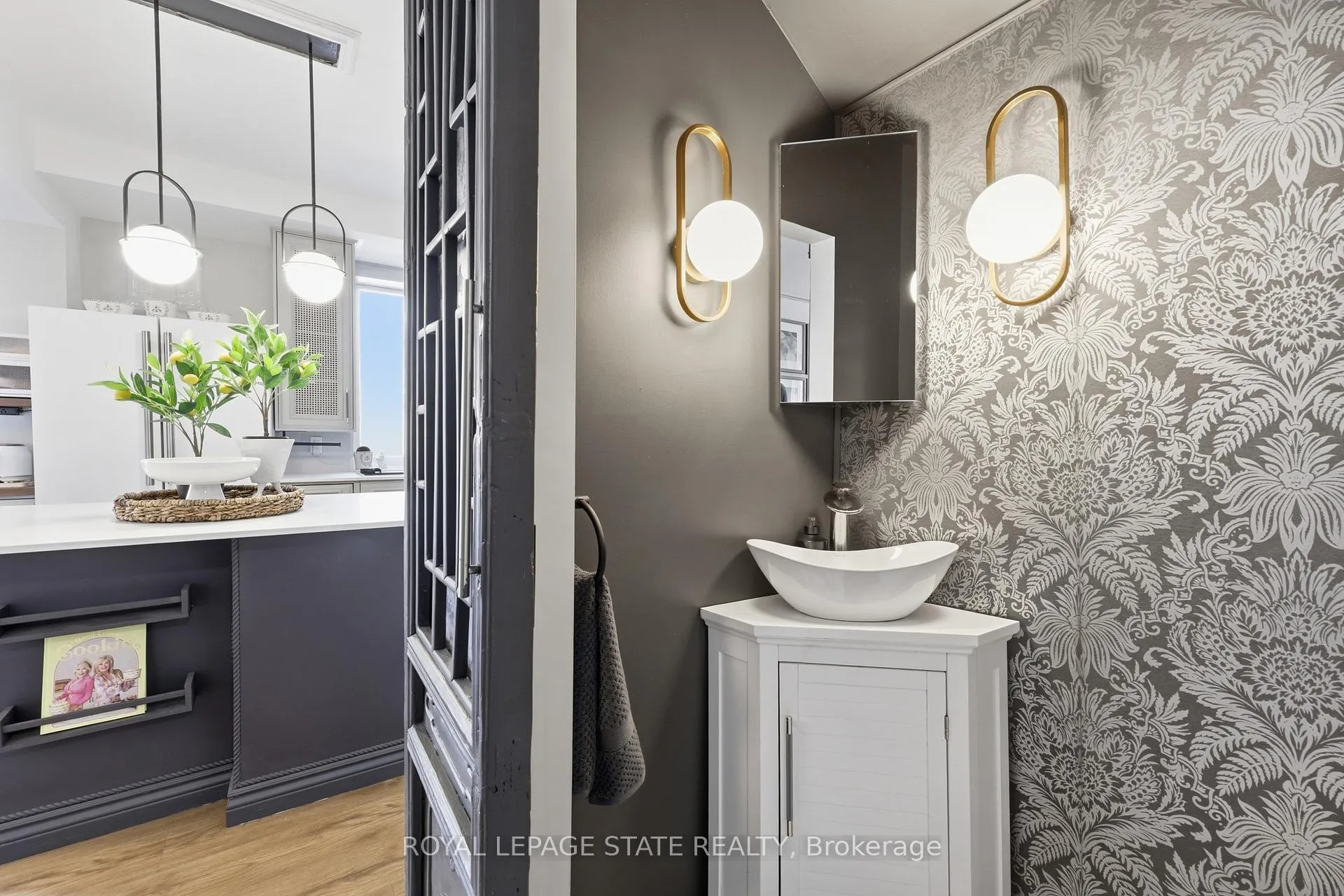 Photo 23 of 361 Cumberland Avenue, Hamilton, Blakeley — HOMEH