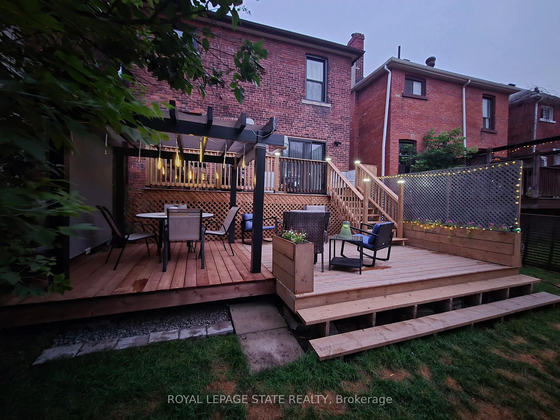 Photo 37 of 361 Cumberland Avenue, Hamilton, Blakeley — HOMEH