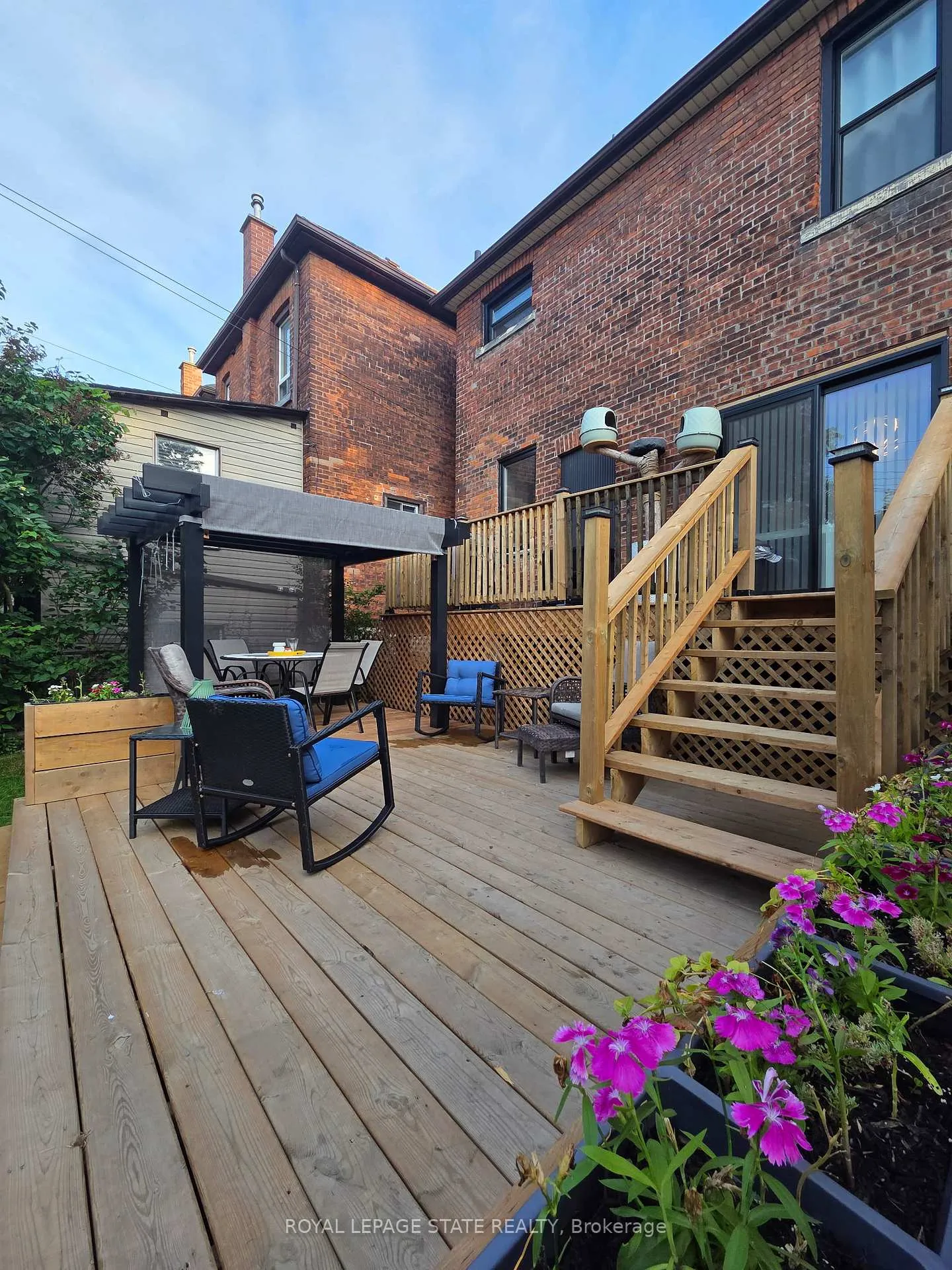 Photo 39 of 361 Cumberland Avenue, Hamilton, Blakeley — HOMEH