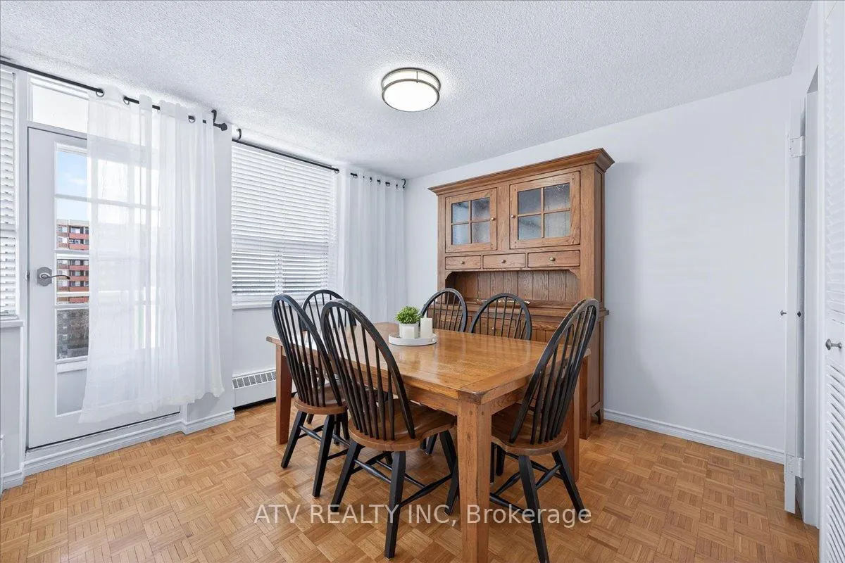 Photo 12 of Unit 804, 151 La Rose Avenue, Etobicoke, Humber Heights — HOMEH