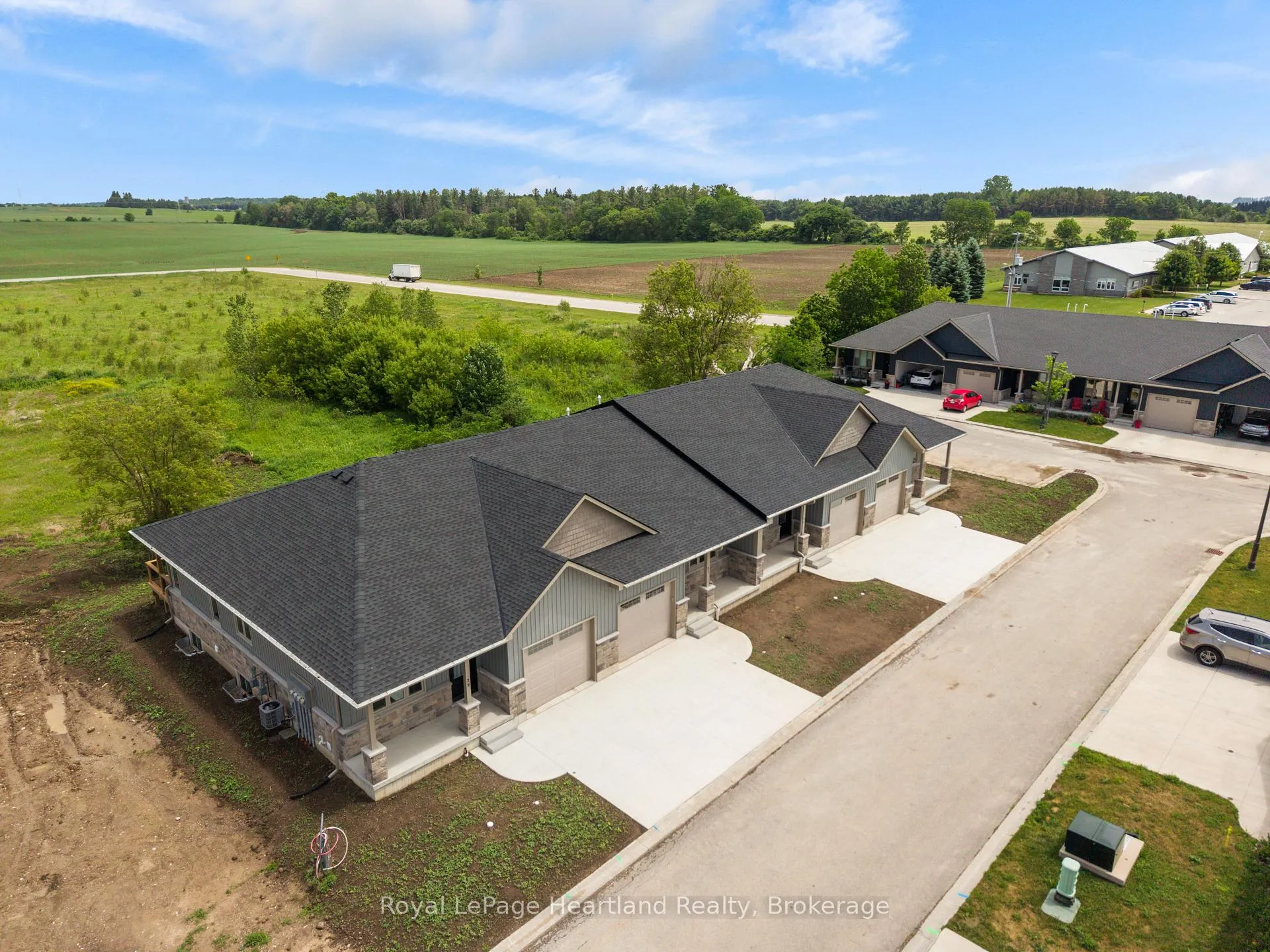 Photo 7 of 27 Silver Creek Road, Huron East, Seaforth — HOMEH