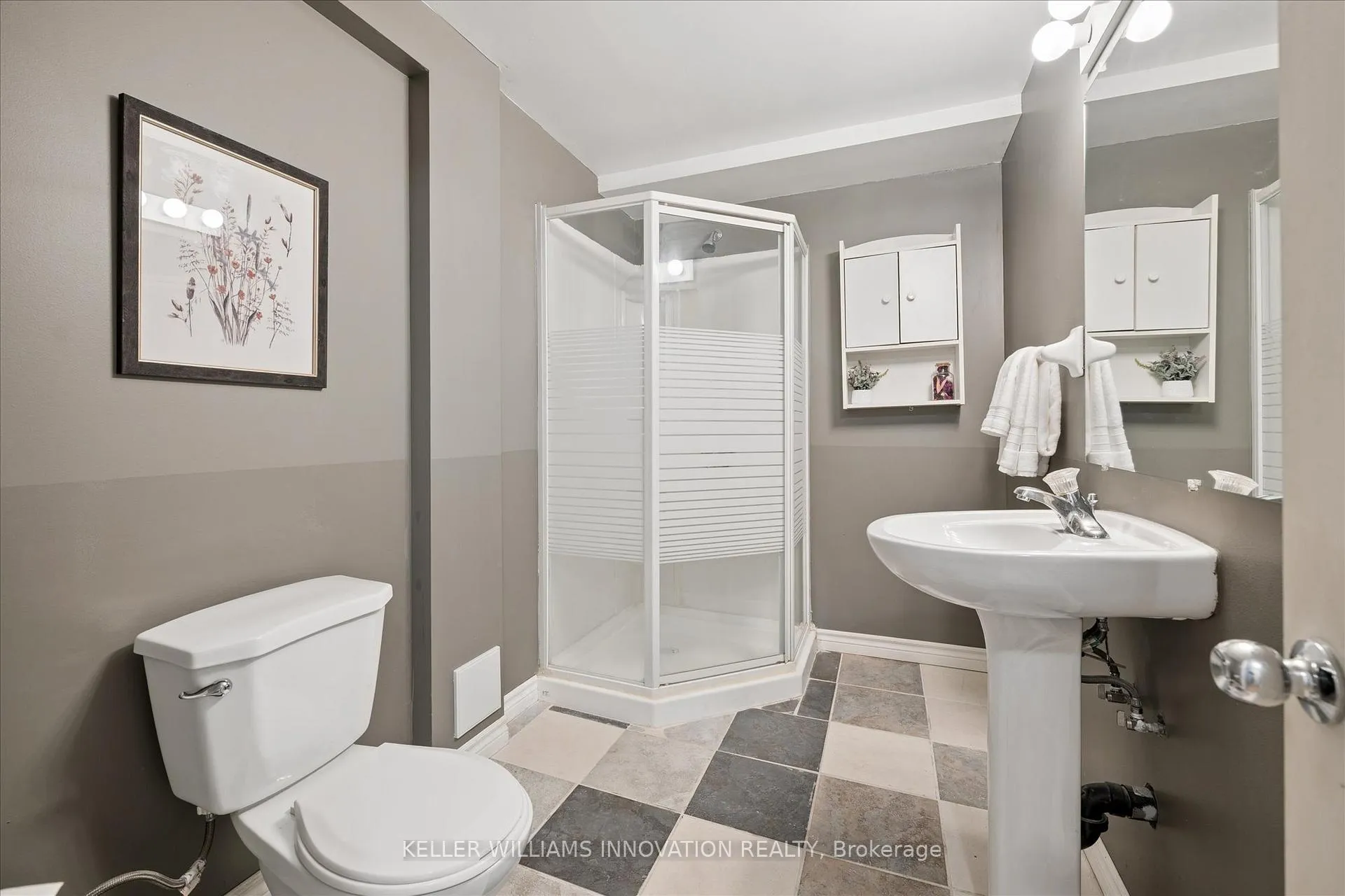Photo 29 of 702 Activa Avenue, Kitchener — HOMEH