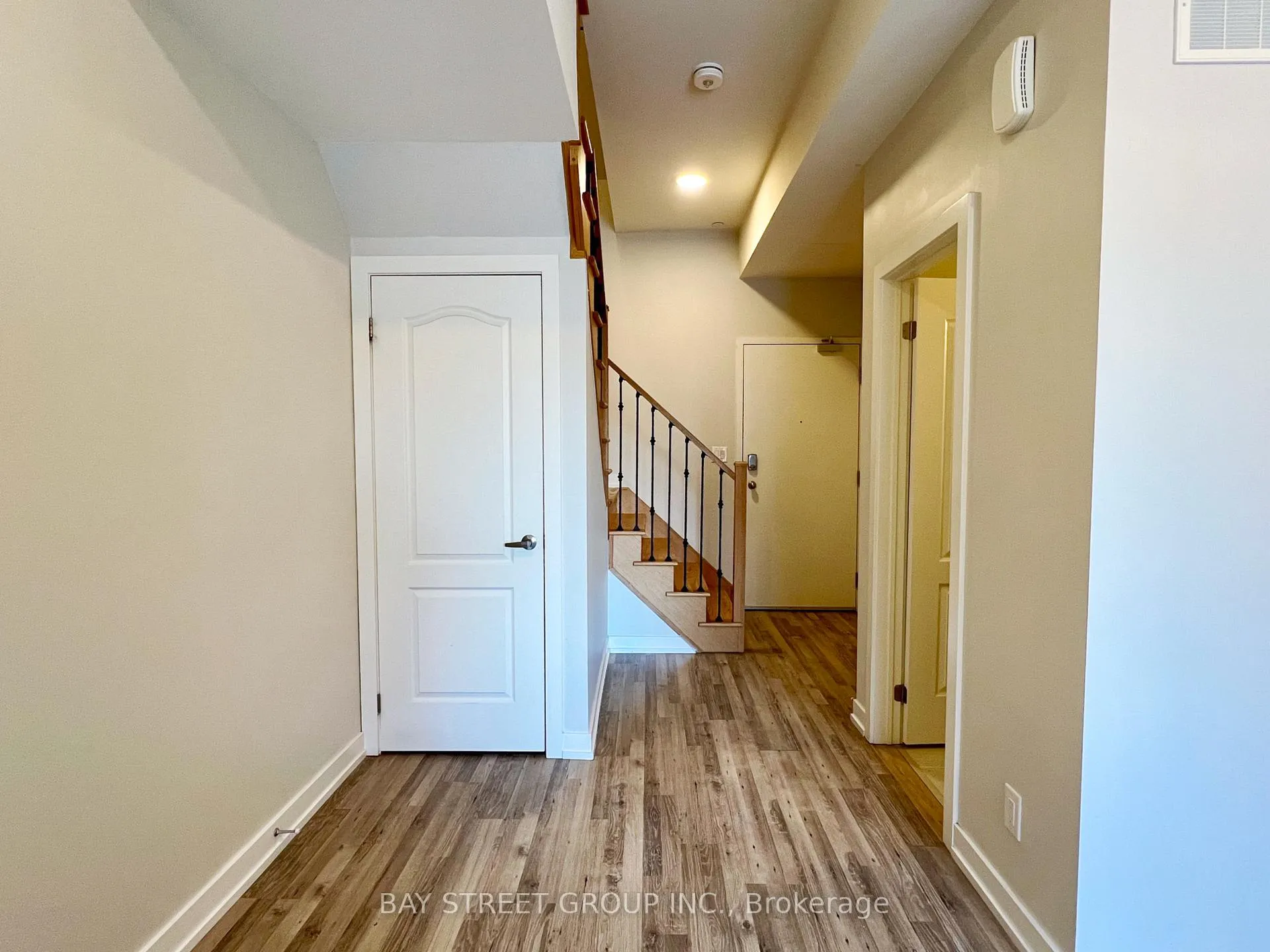 Photo 6 of Unit 13, 370 Red Maple Road, Richmond Hill, Langstaff — HOMEH