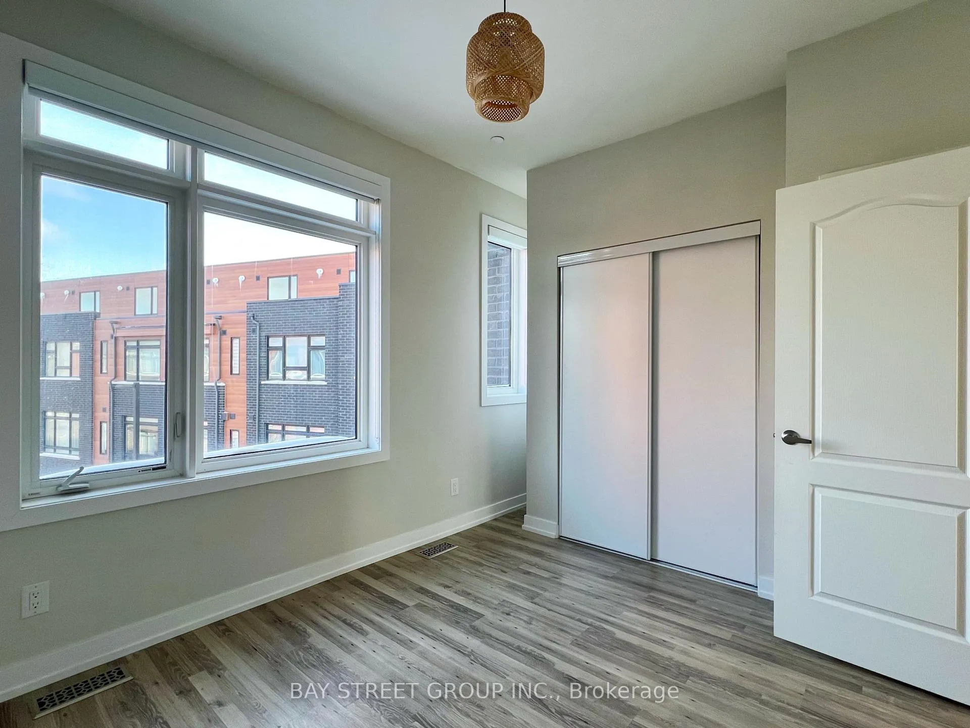Photo 15 of Unit 13, 370 Red Maple Road, Richmond Hill, Langstaff — HOMEH
