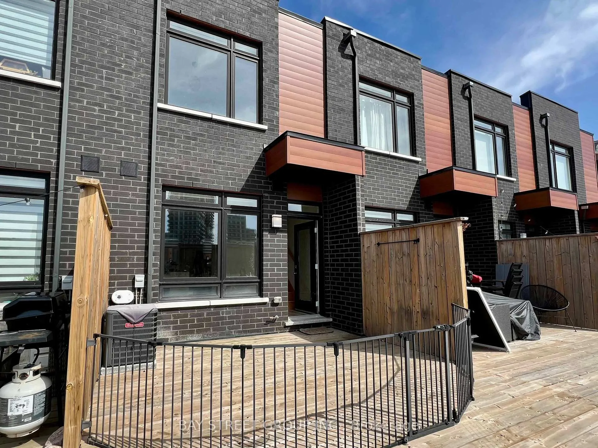 Photo 19 of Unit 13, 370 Red Maple Road, Richmond Hill, Langstaff — HOMEH