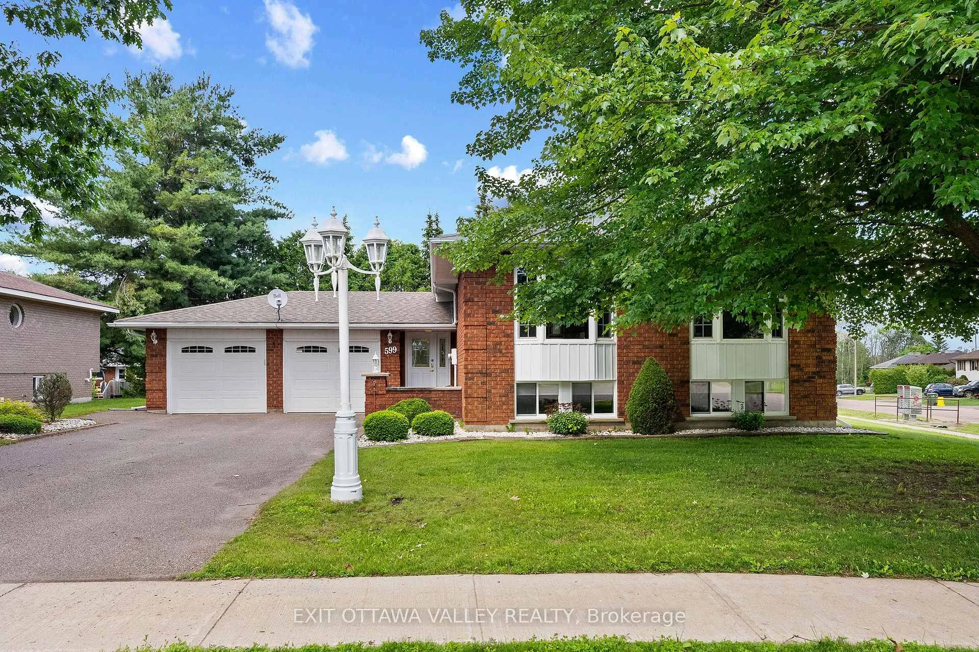 Photo 1 of 599 Hillside Avenue, Pembroke, Pembroke — HOMEH