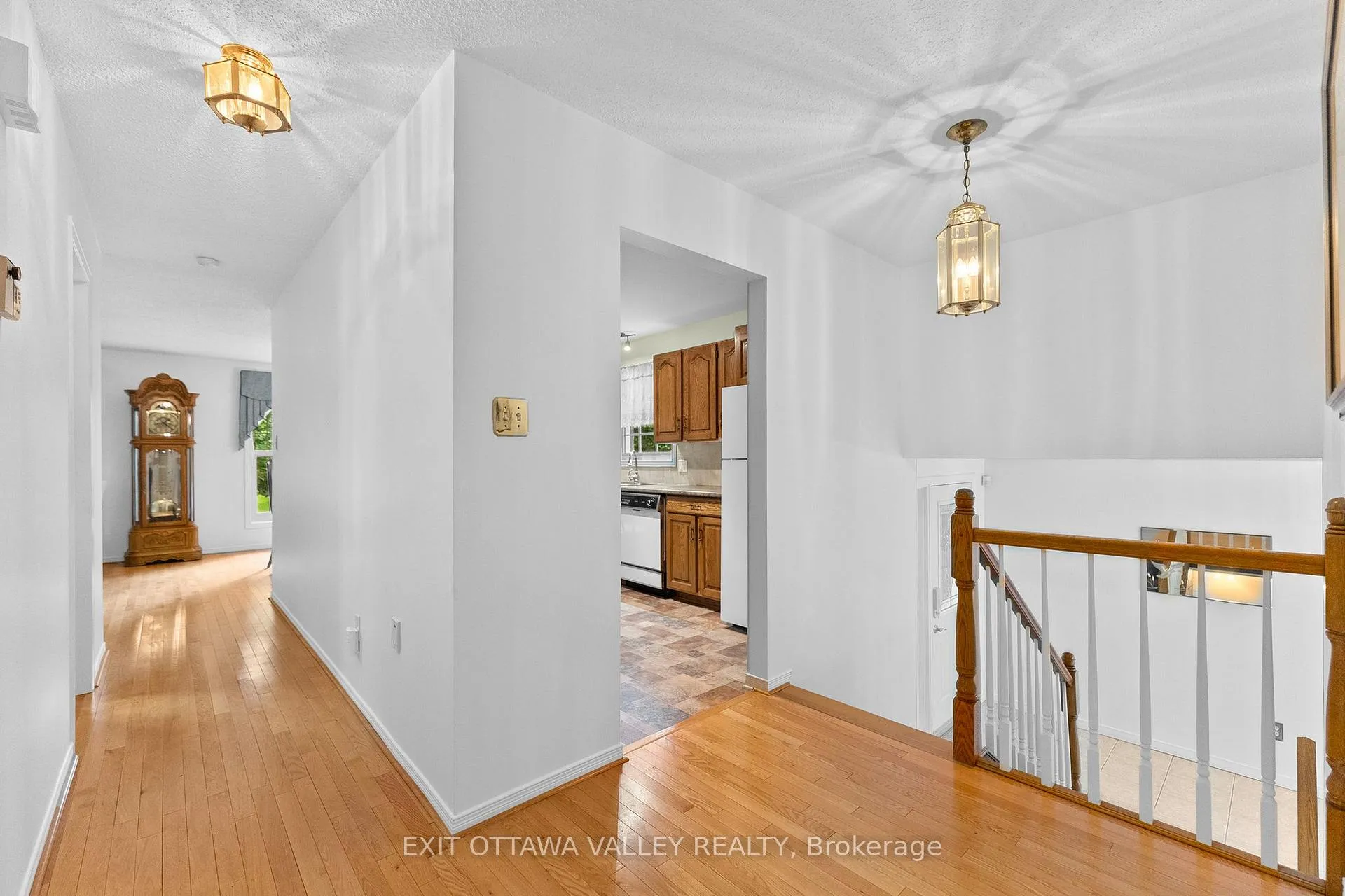 Photo 19 of 599 Hillside Avenue, Pembroke, Pembroke — HOMEH