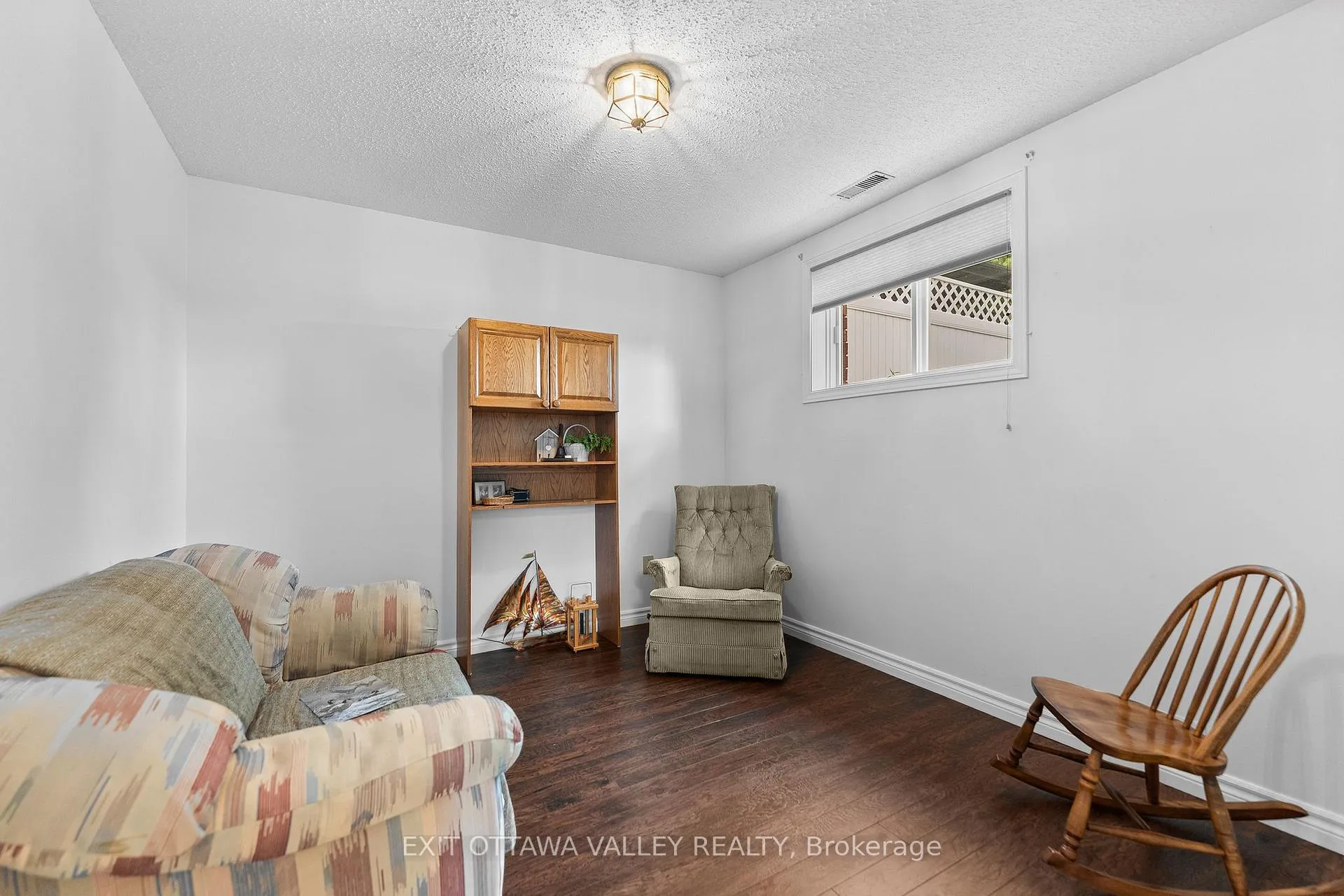 Photo 20 of 599 Hillside Avenue, Pembroke, Pembroke — HOMEH