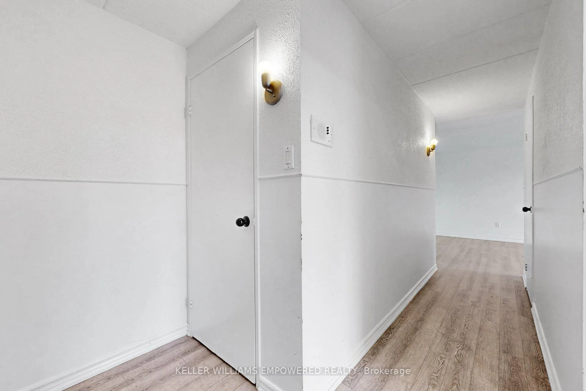 Photo 5 of Unit 36, 43 Taunton Road E, Oshawa, Centennial — HOMEH