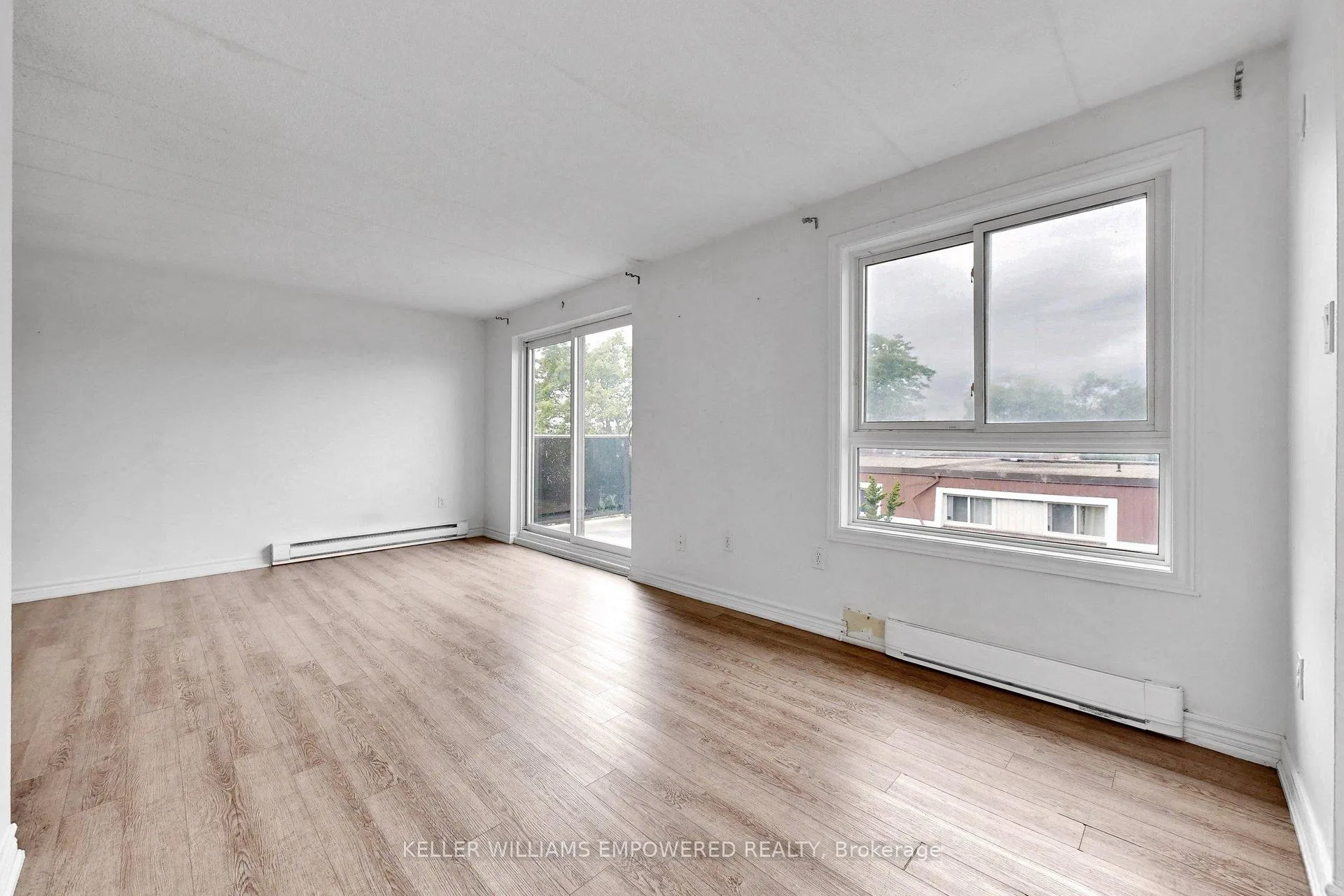Photo 10 of Unit 36, 43 Taunton Road E, Oshawa, Centennial — HOMEH