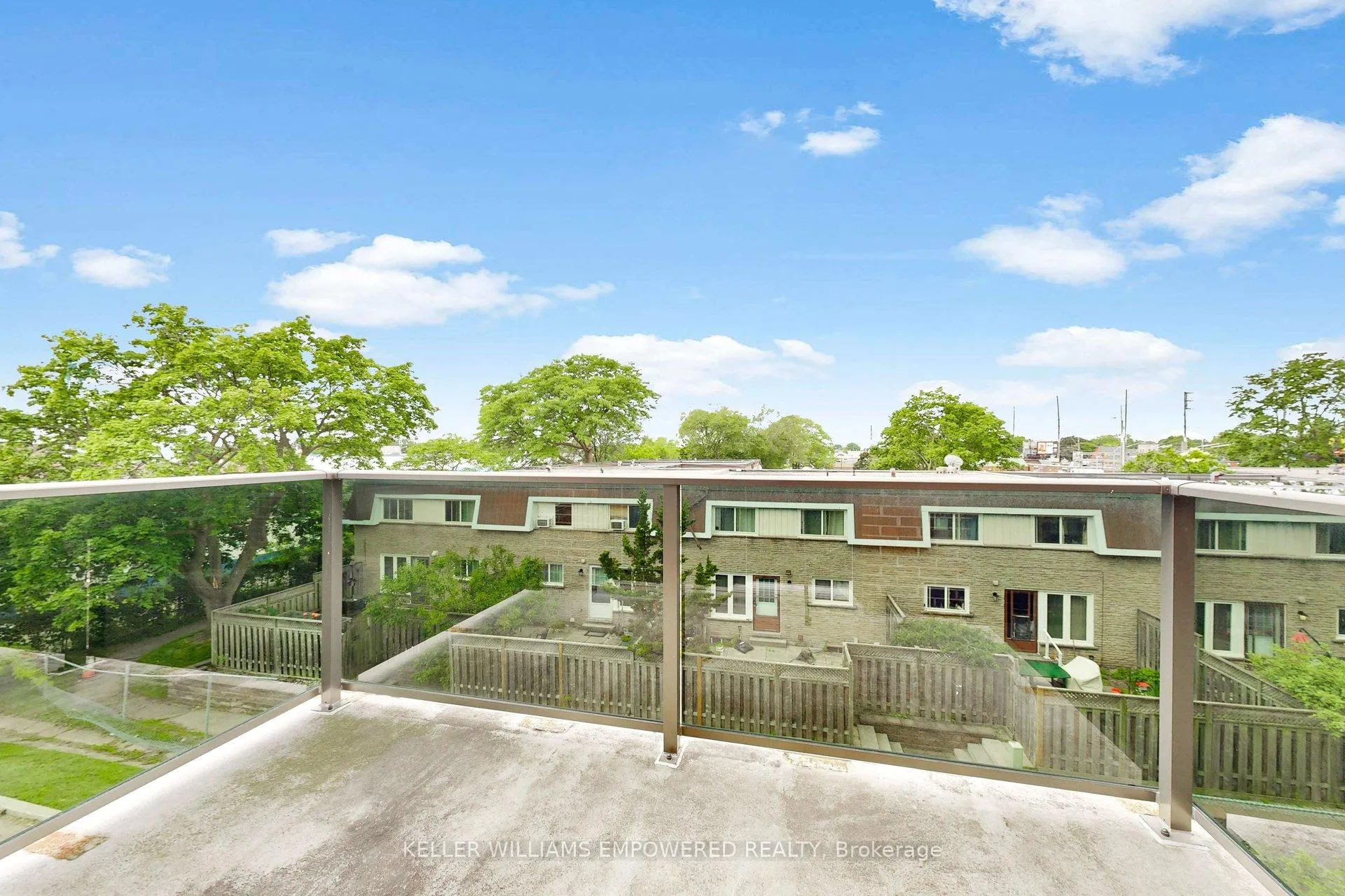 Photo 12 of Unit 36, 43 Taunton Road E, Oshawa, Centennial — HOMEH