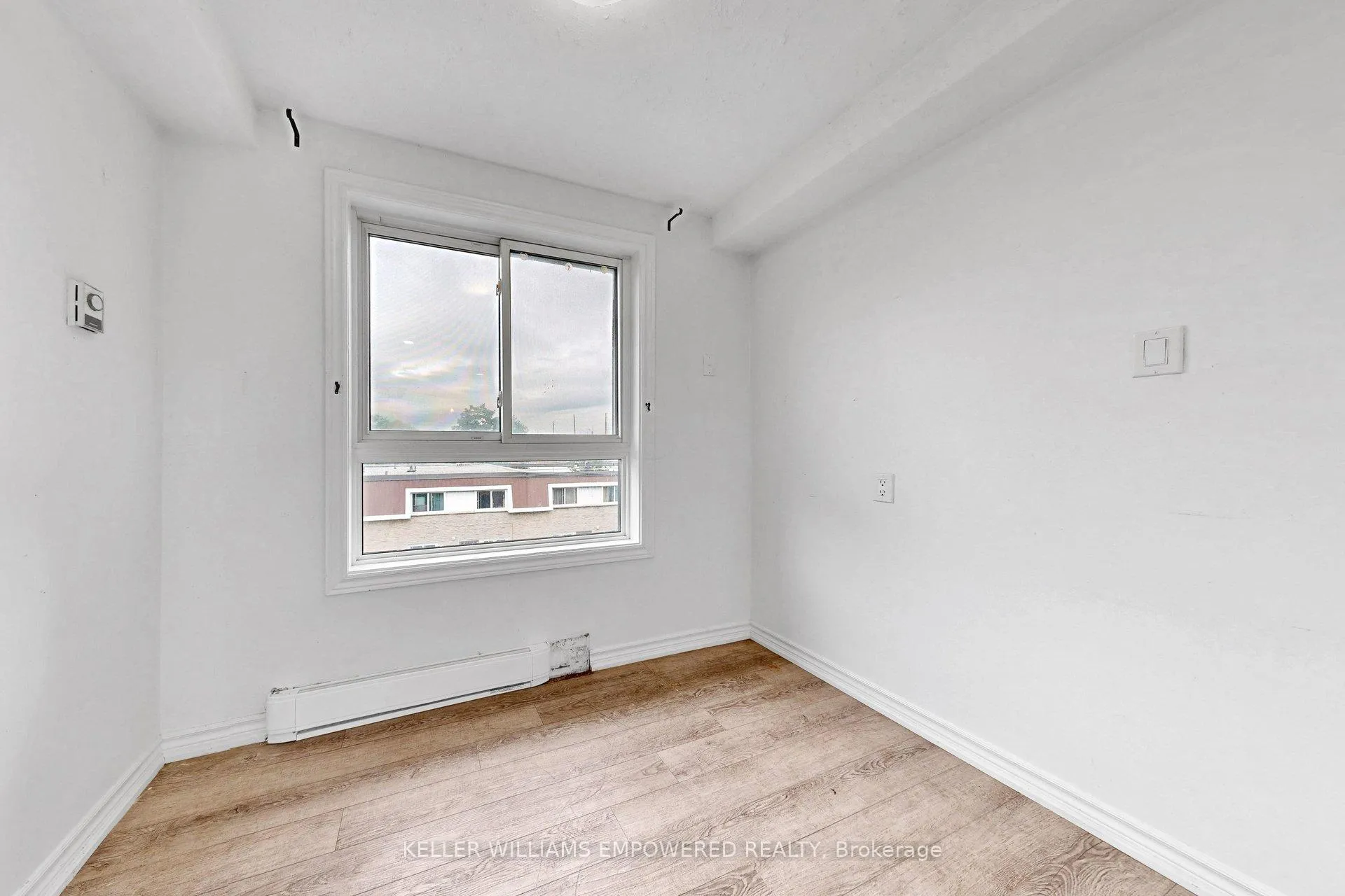 Photo 17 of Unit 36, 43 Taunton Road E, Oshawa, Centennial — HOMEH