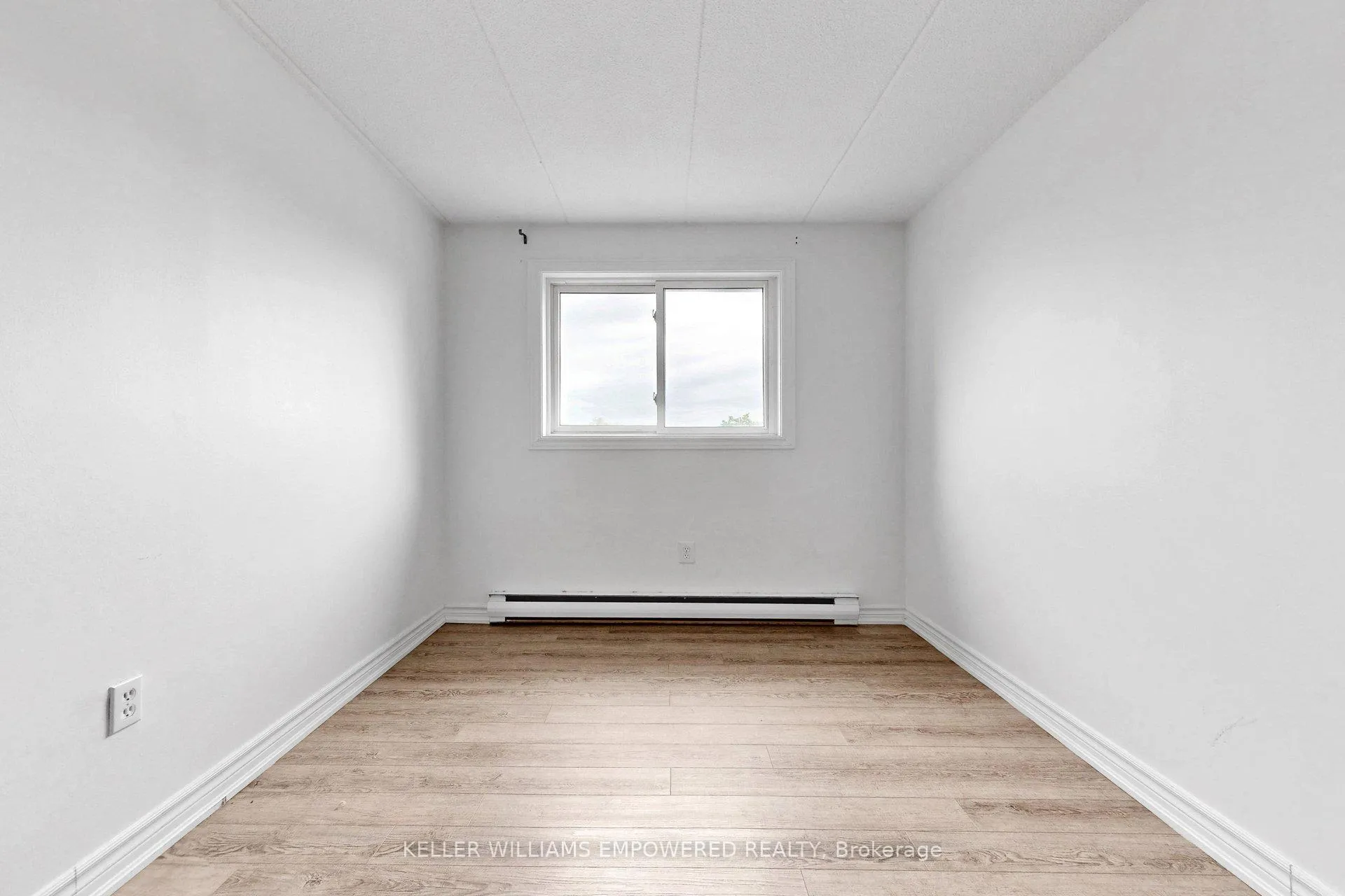 Photo 24 of Unit 36, 43 Taunton Road E, Oshawa, Centennial — HOMEH