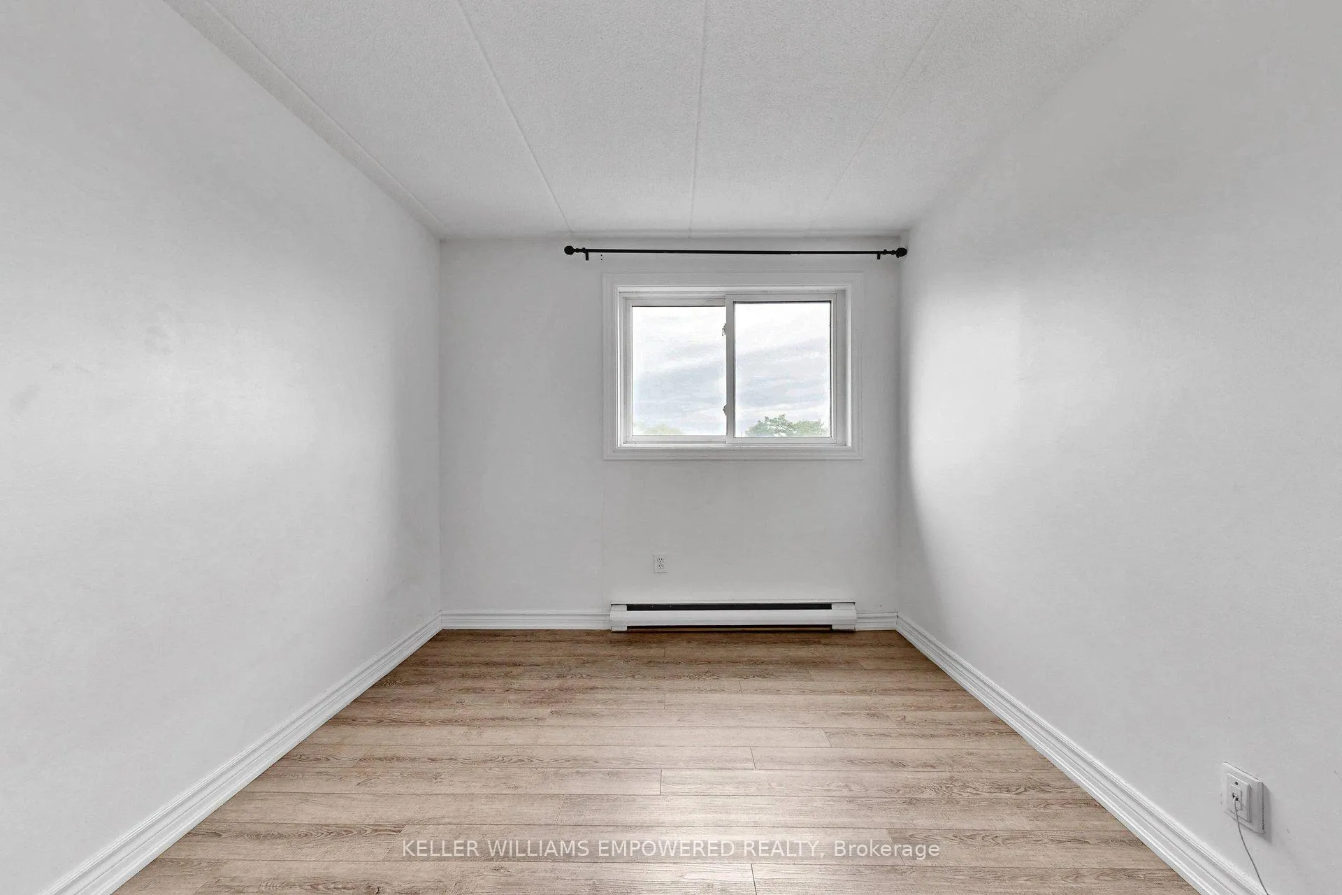 Photo 27 of Unit 36, 43 Taunton Road E, Oshawa, Centennial — HOMEH