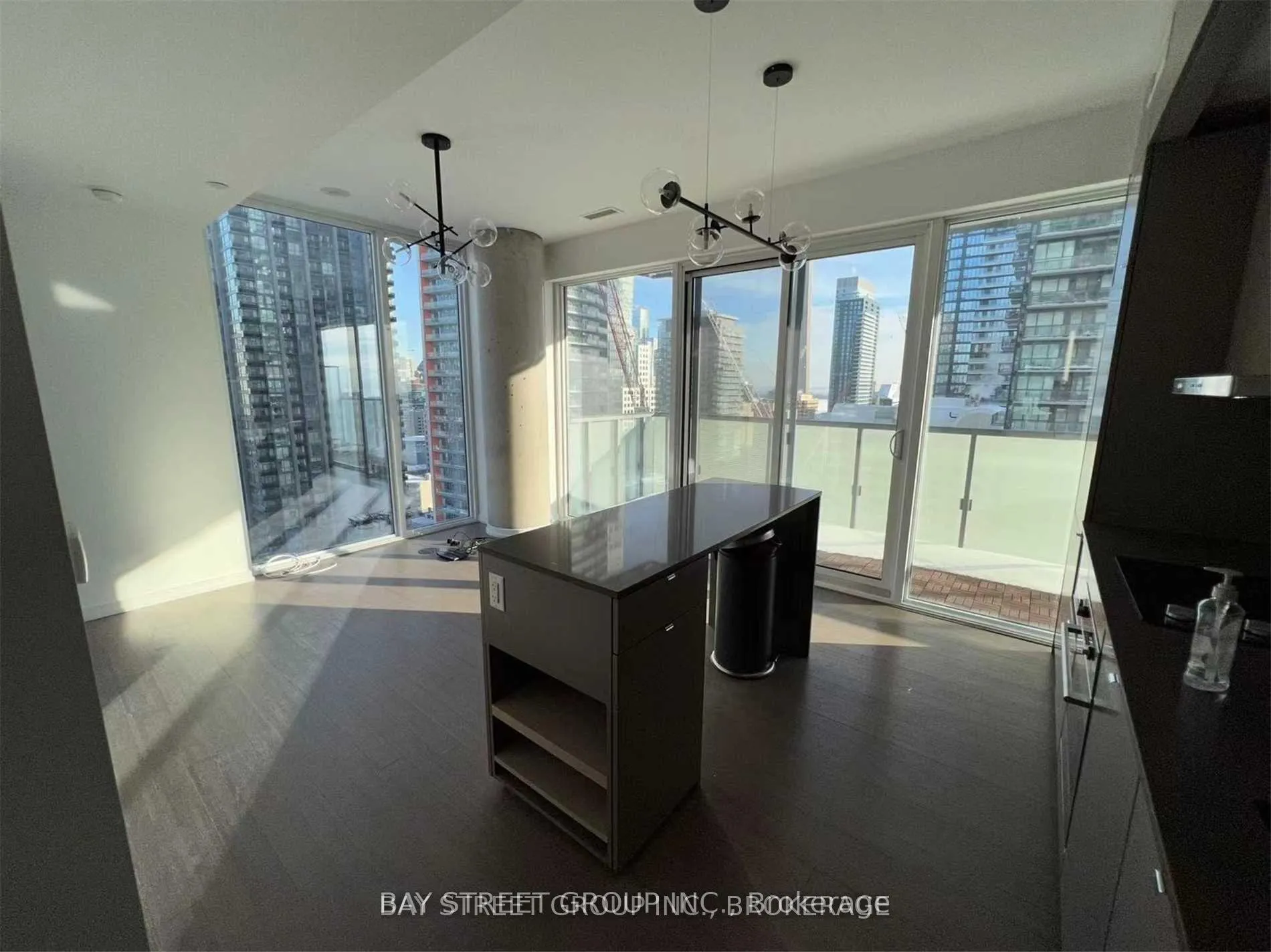 Front of Unit 2406, 101 Peter Street