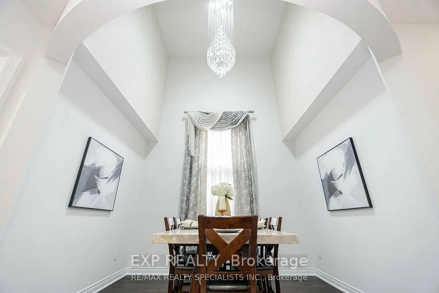 Photo 6 of Unit Main, 448 Dougall Avenue, Caledon, Rural Caledon — HOMEH