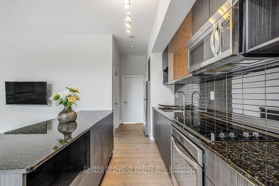 Photo 9 of Unit 121, 99 The Donway, North York, Banbury-Don Mills — HOMEH