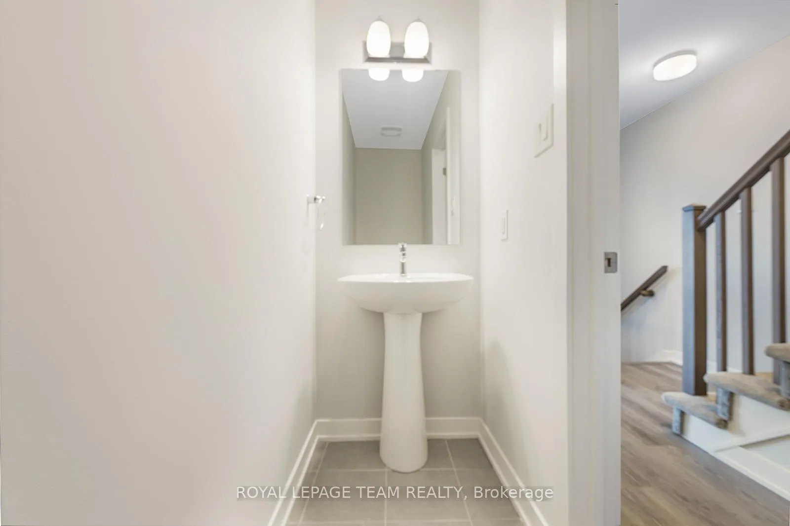 Photo 7 of 320 Parnian Private, Ottawa, Barrhaven - Half Moon Bay — HOMEH